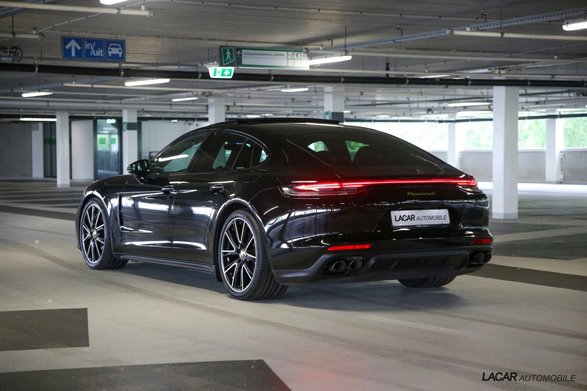 Hoofdafbeelding Porsche Panamera