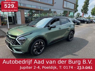 Sportage 1.6 T PHEV AWD GT -PLusline  65 km Volledig elektr. , Panorama dak ,  Stoelen elektr. & verwarmd , Key less  entry ,  360o camera , Autonoom Parkeerfunctie,  Achter klep elektrisch , Harman Ardon speakers , Groen/Zwart dak
