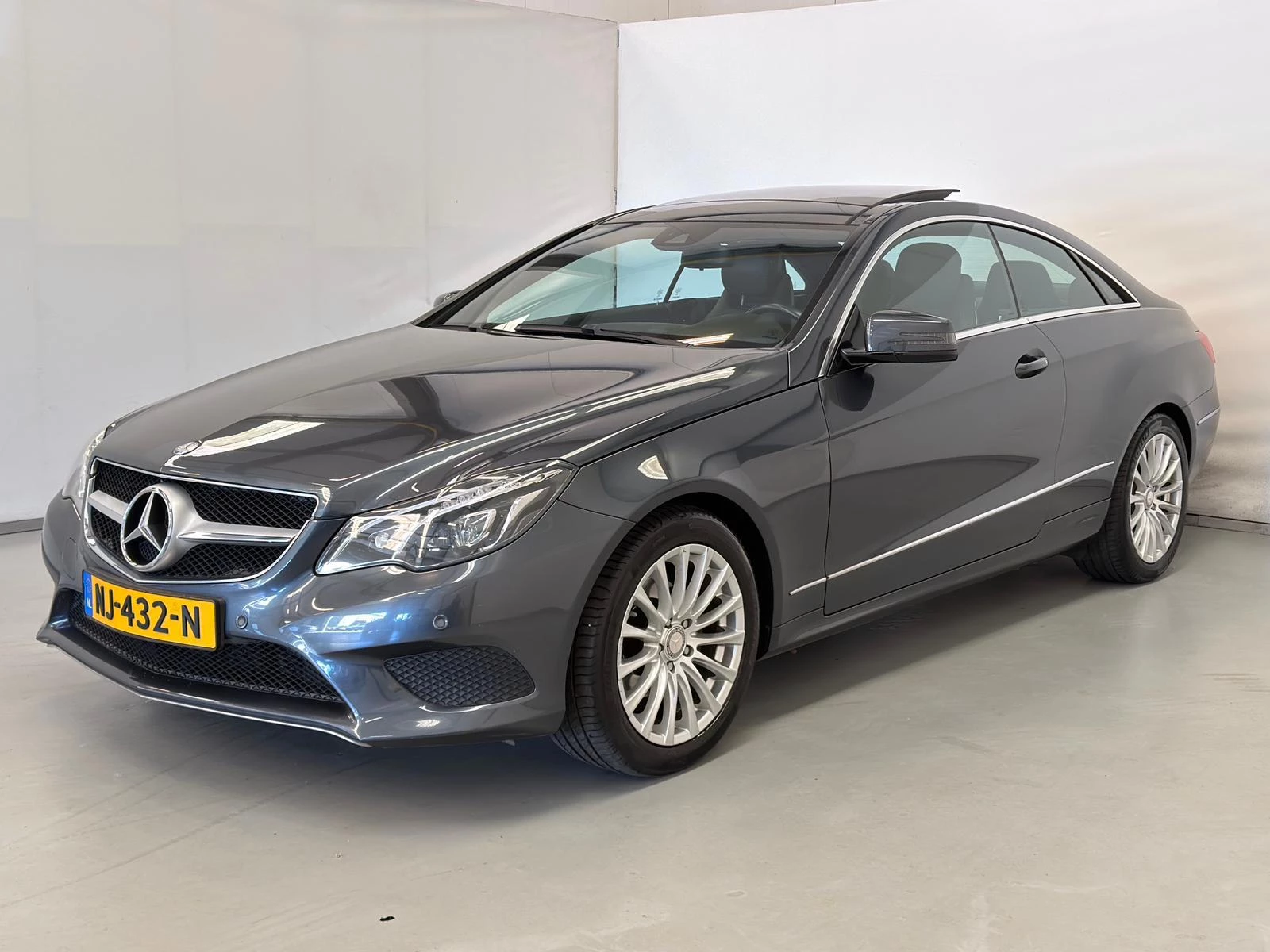 Hoofdafbeelding Mercedes-Benz E-Klasse