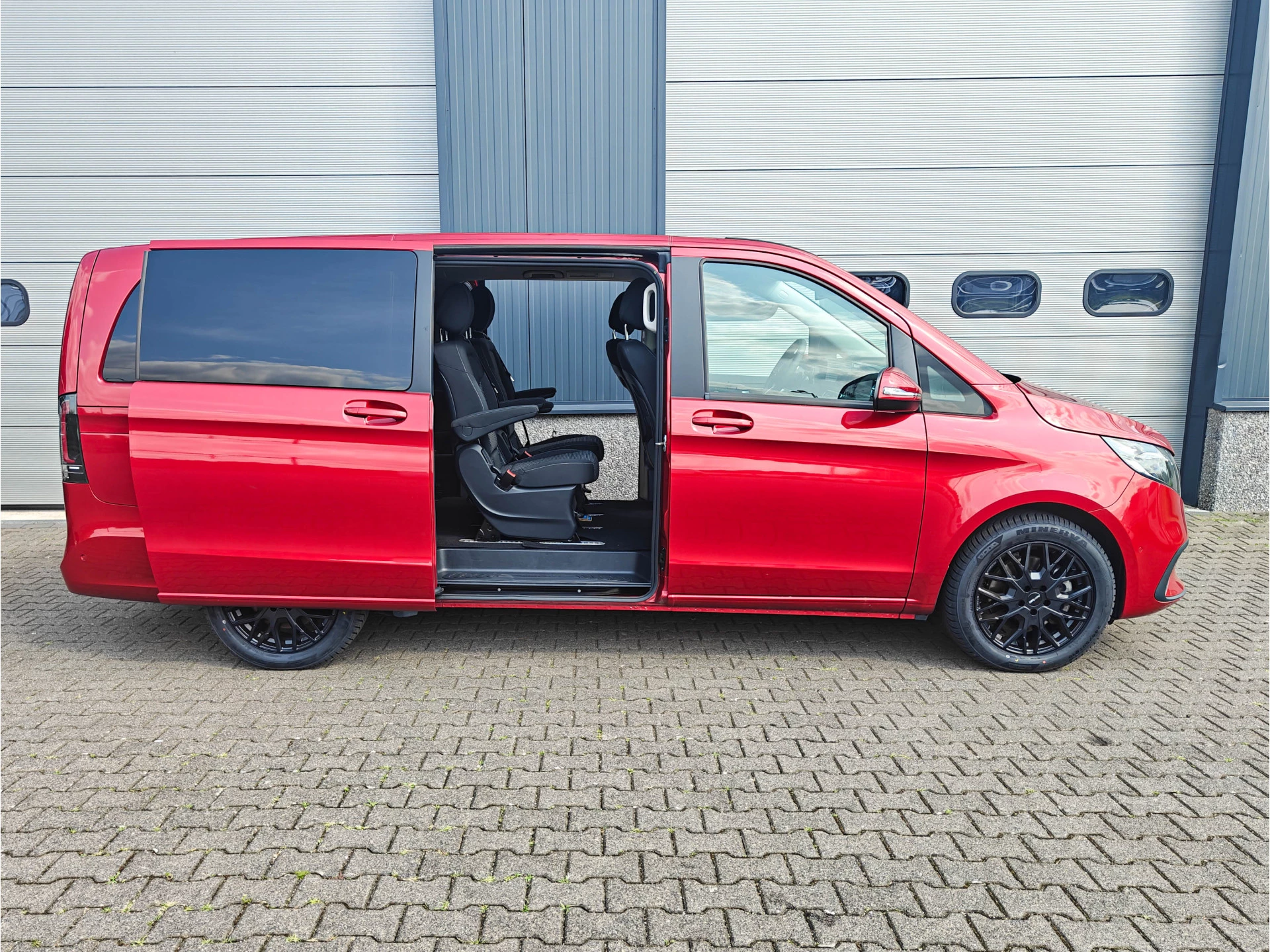 Hoofdafbeelding Mercedes-Benz EQV