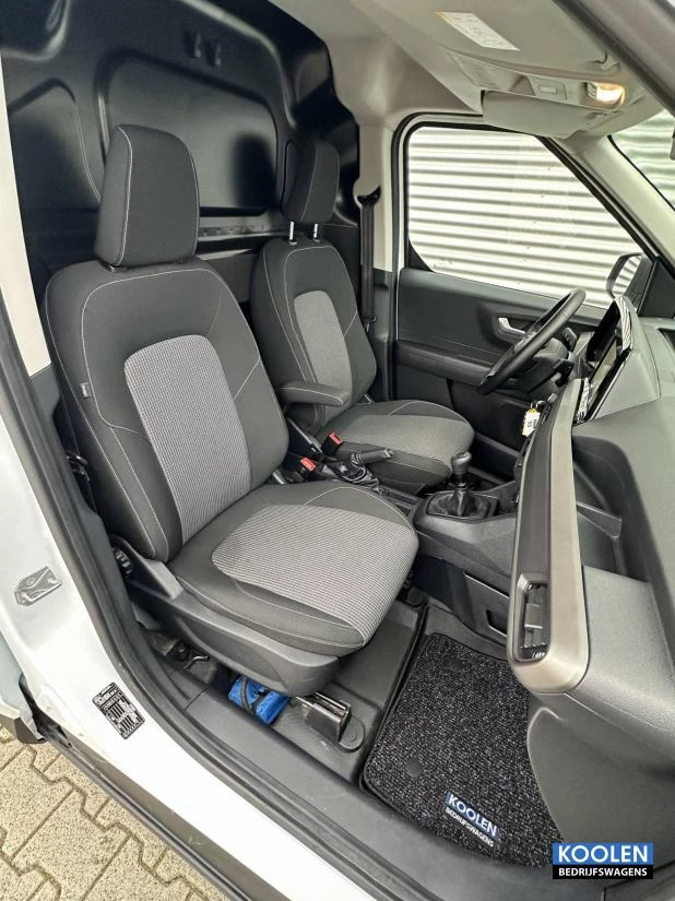Hoofdafbeelding Ford Transit Courier