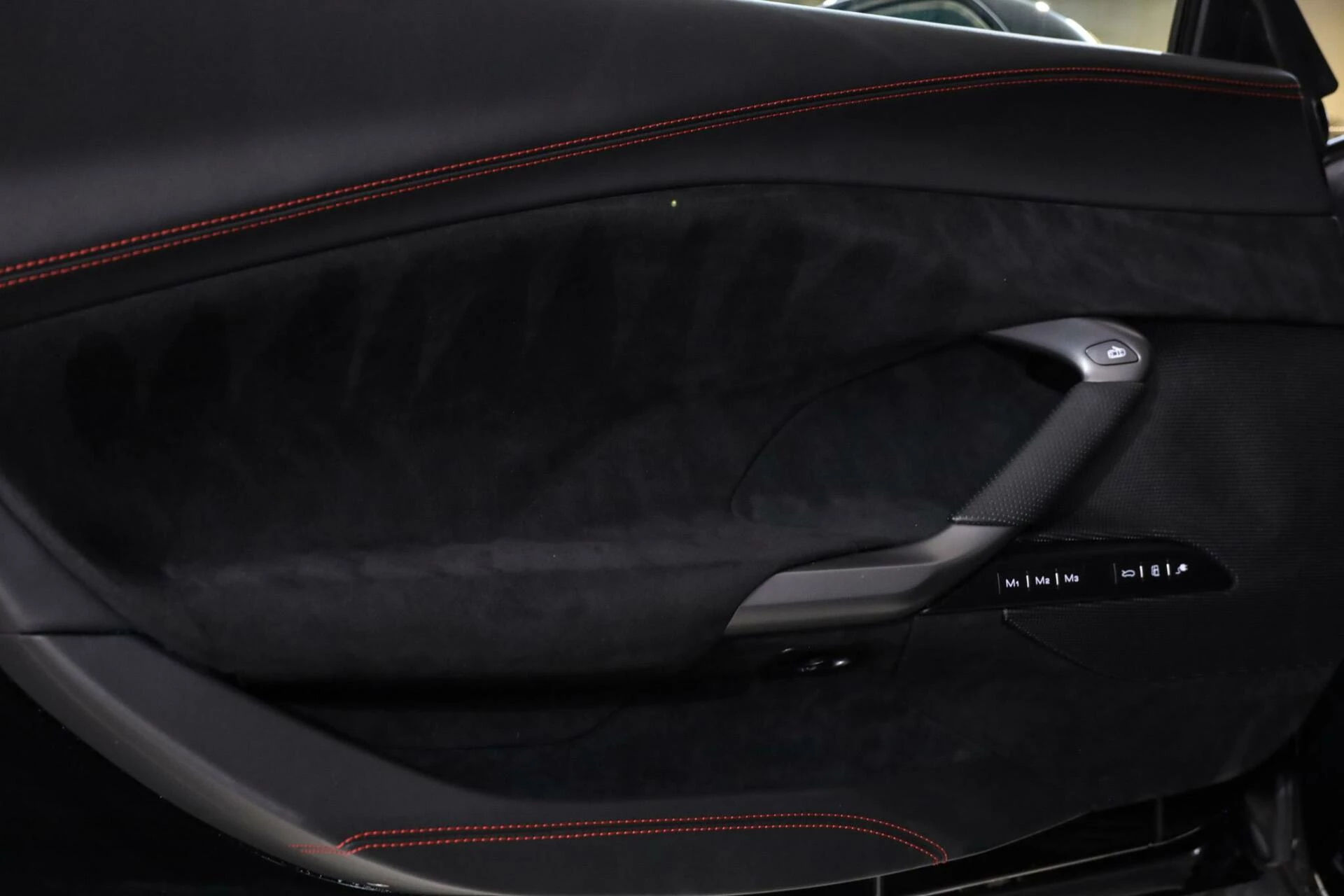 Hoofdafbeelding Ferrari 296