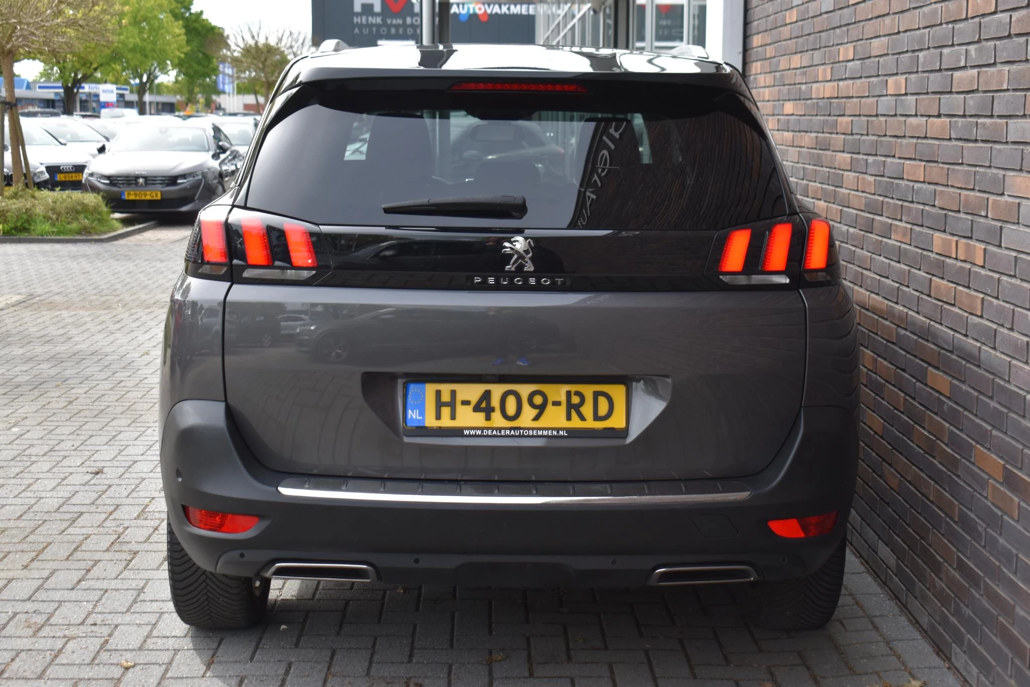 Hoofdafbeelding Peugeot 5008