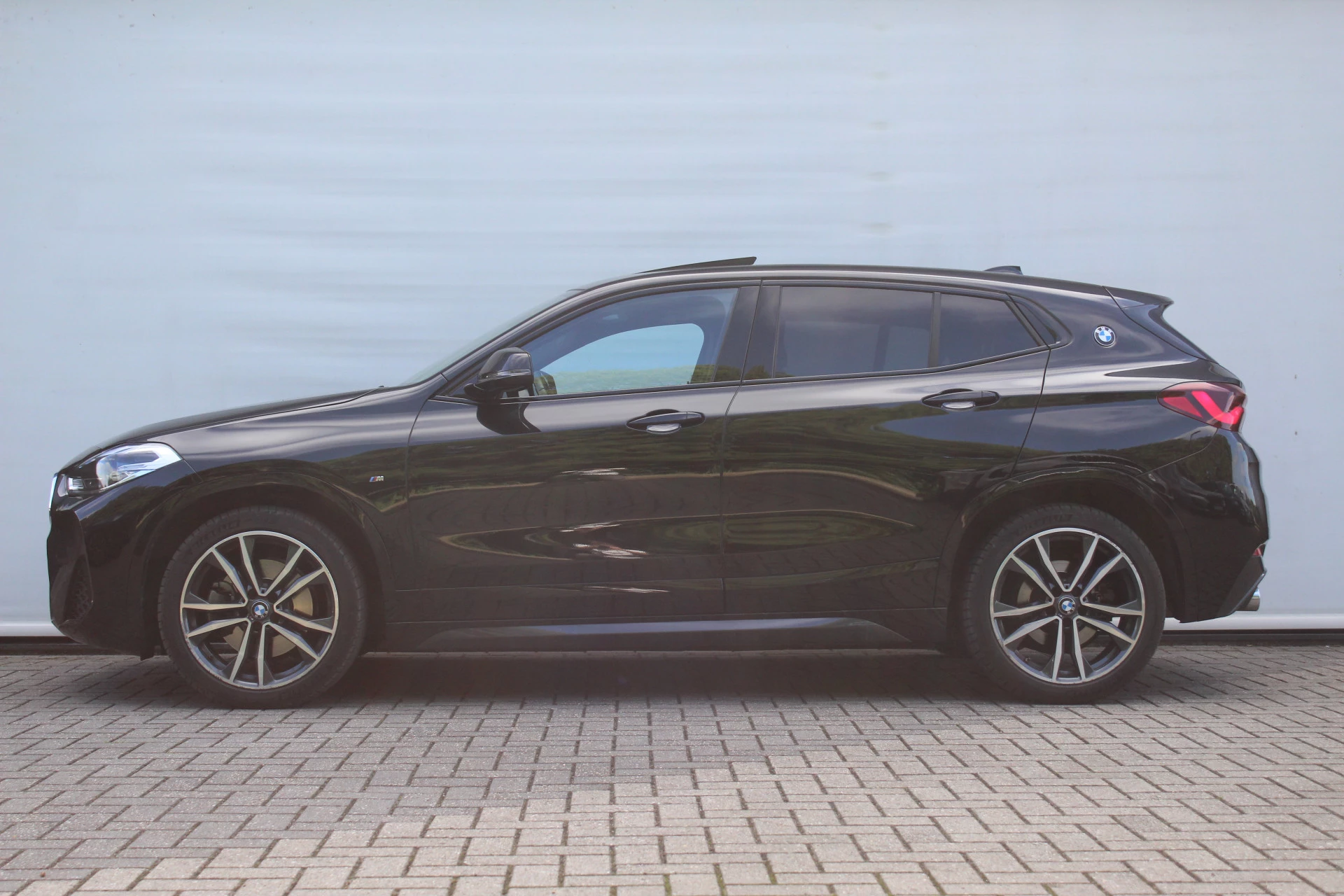 Hoofdafbeelding BMW X2