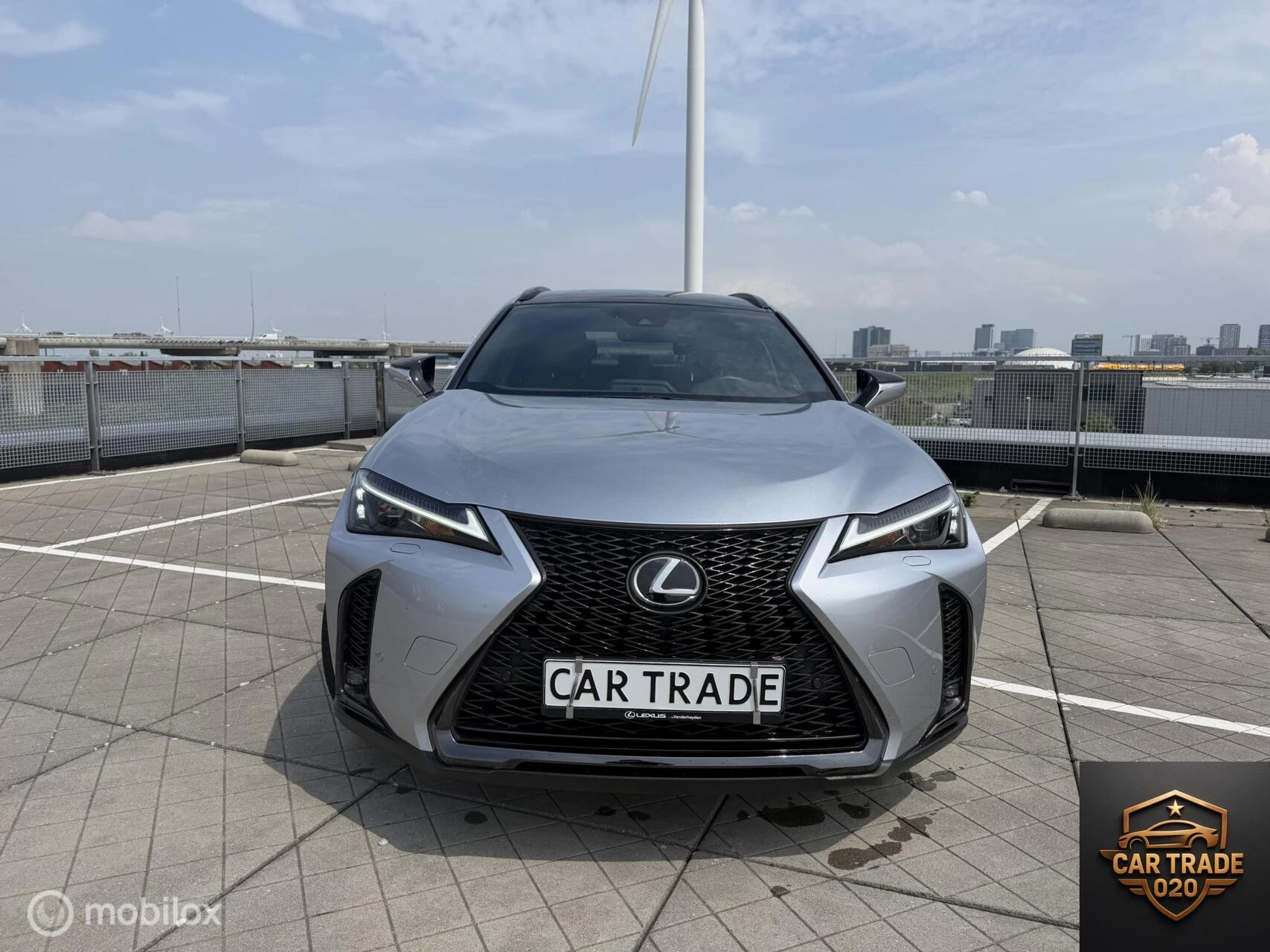 Hoofdafbeelding Lexus UX