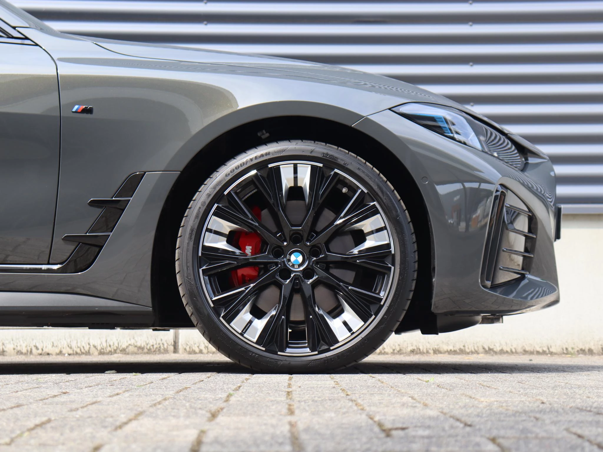 Hoofdafbeelding BMW i4