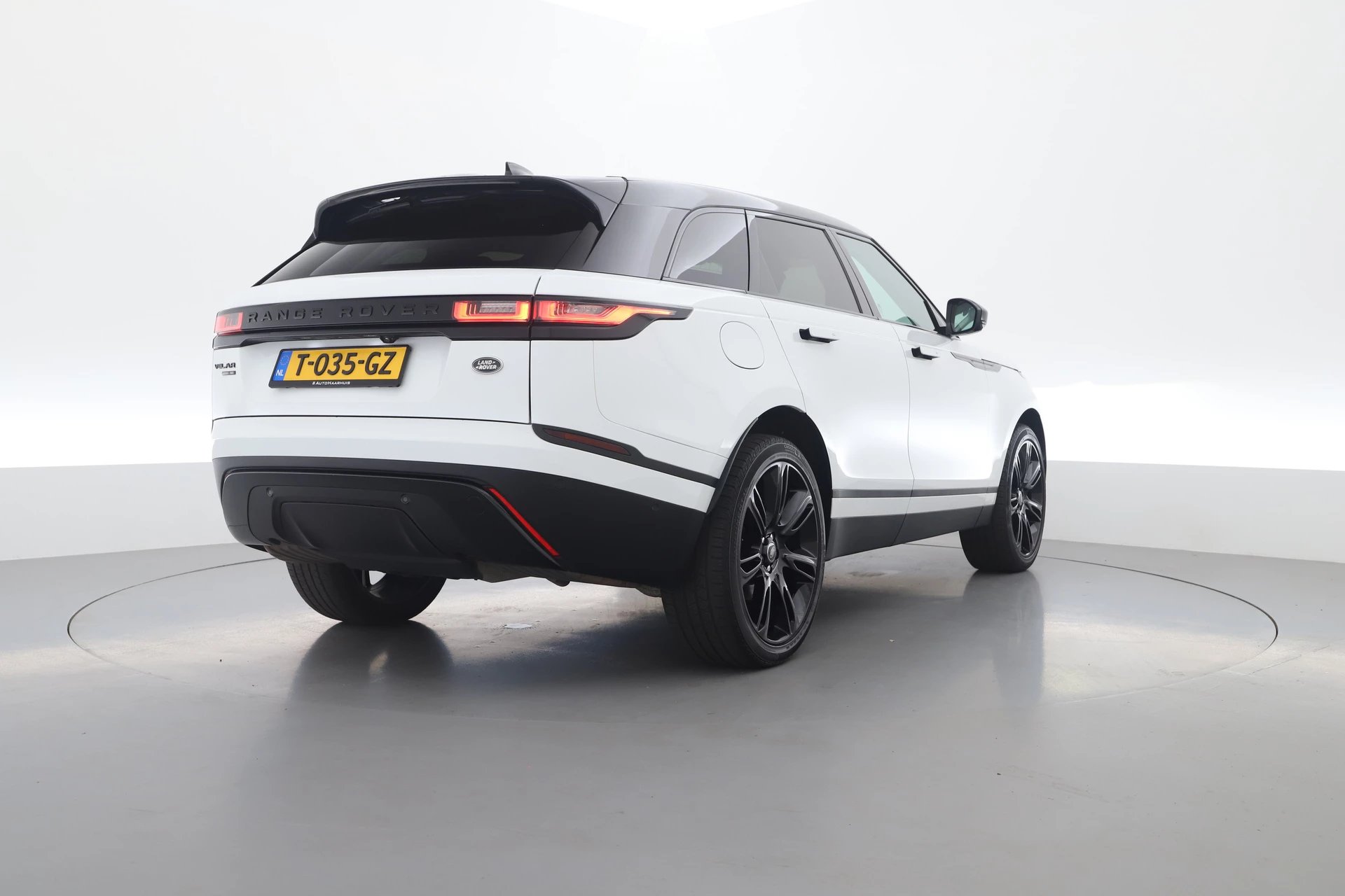 Hoofdafbeelding Land Rover Range Rover Velar