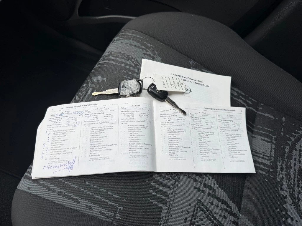 Hoofdafbeelding Opel Agila