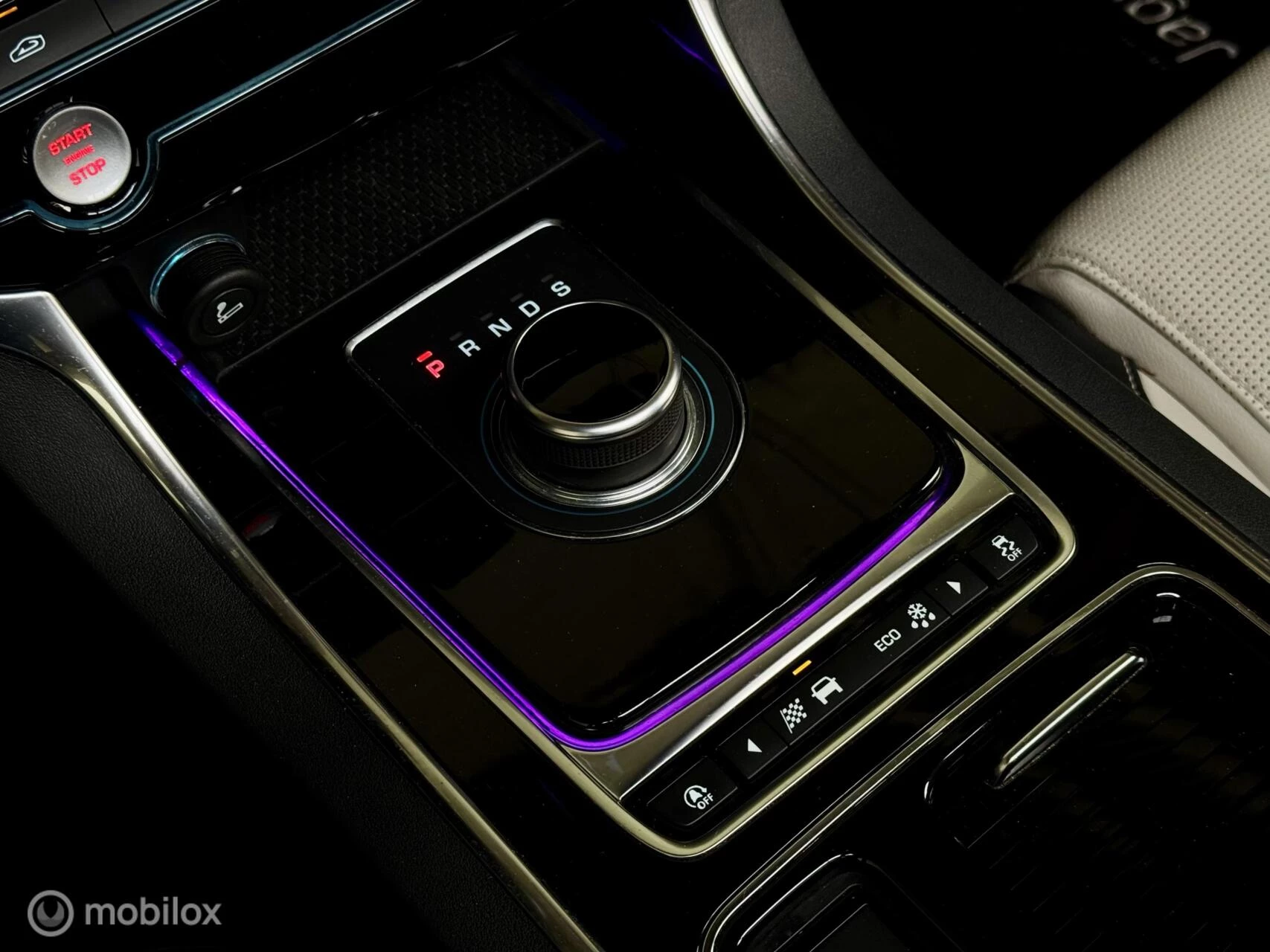 Hoofdafbeelding Jaguar XE