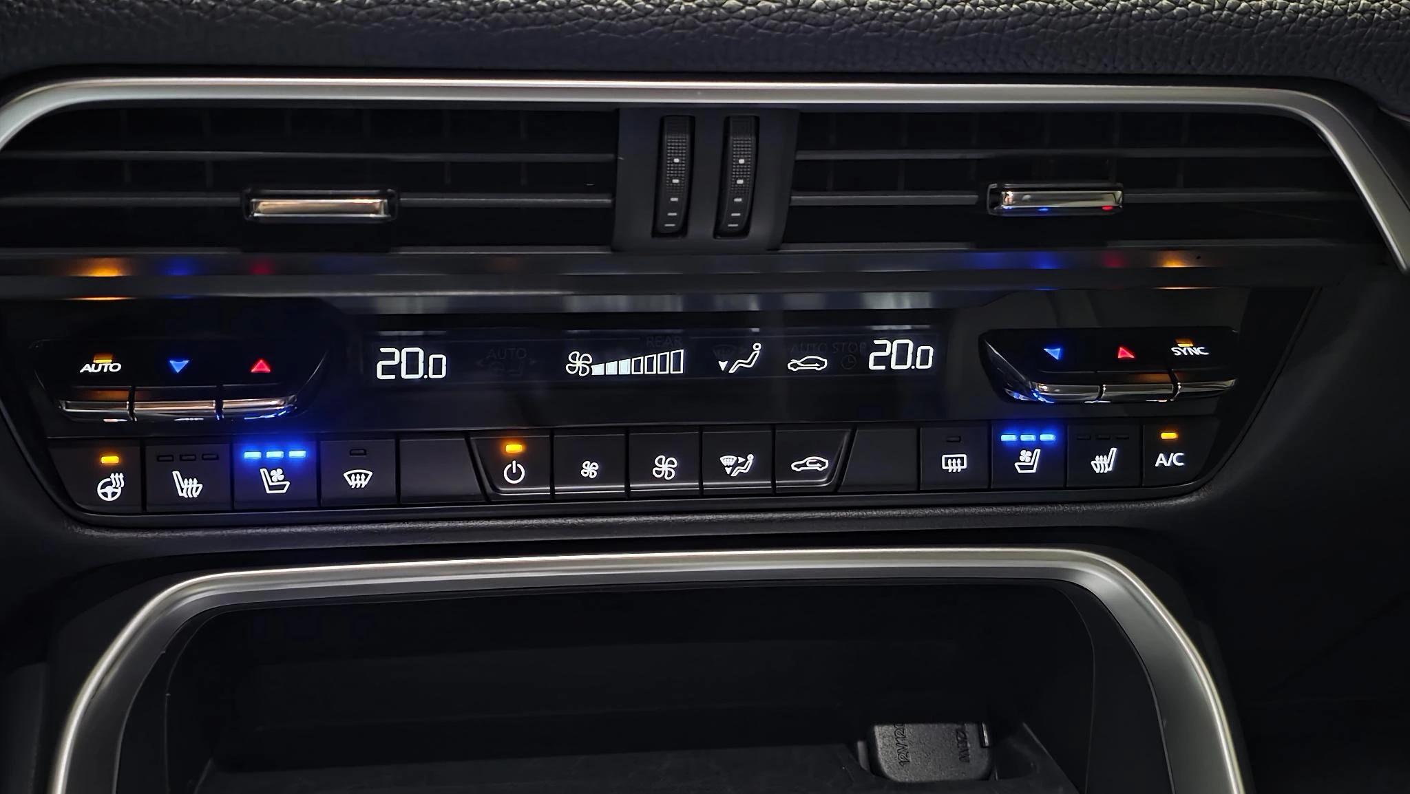 Hoofdafbeelding Mazda CX-60