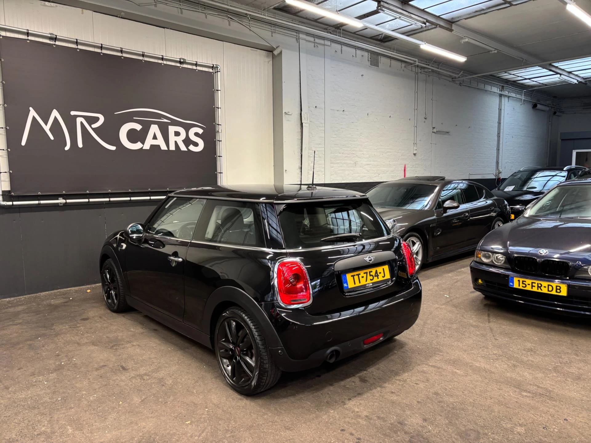 Hoofdafbeelding MINI One