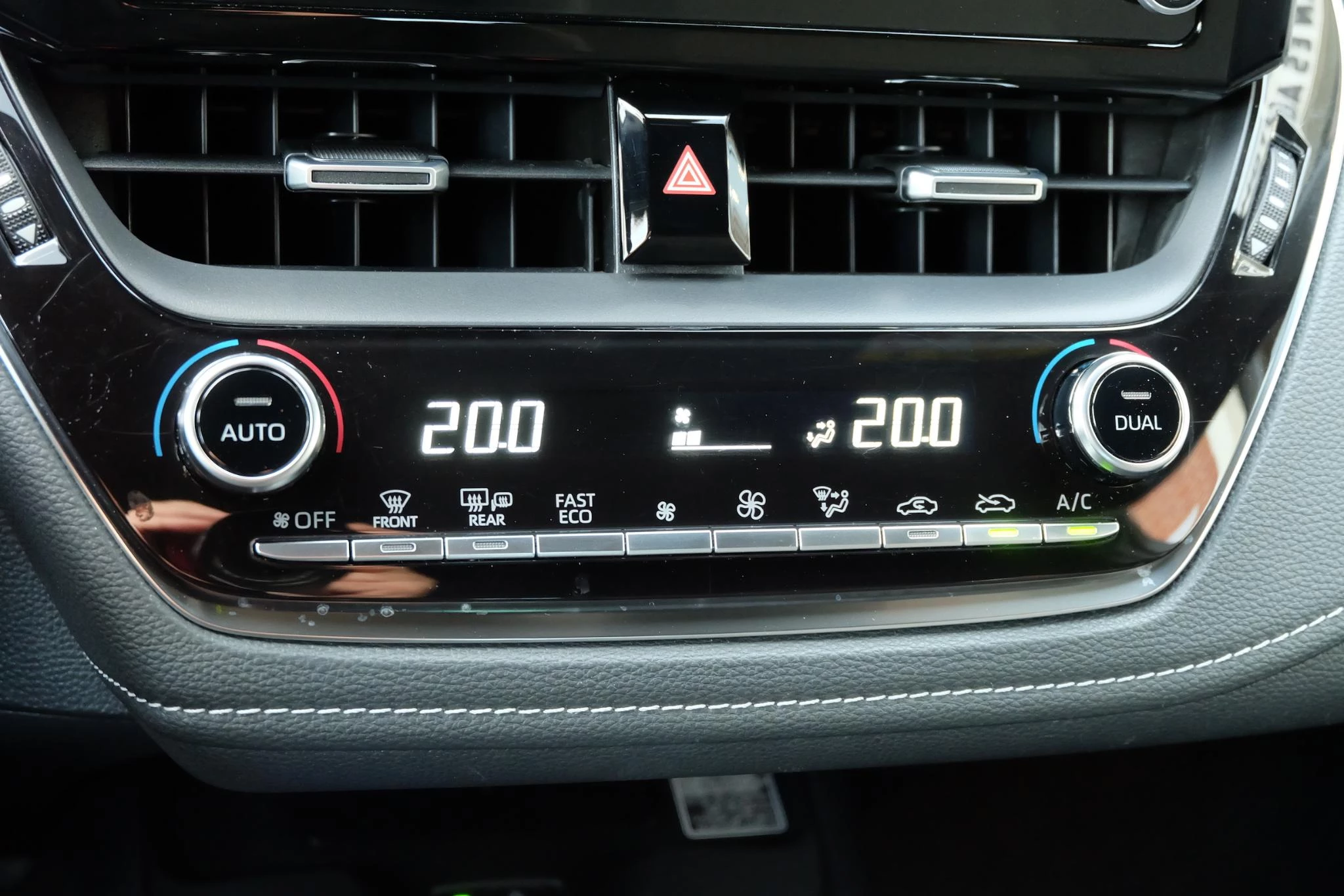 Hoofdafbeelding Toyota Corolla