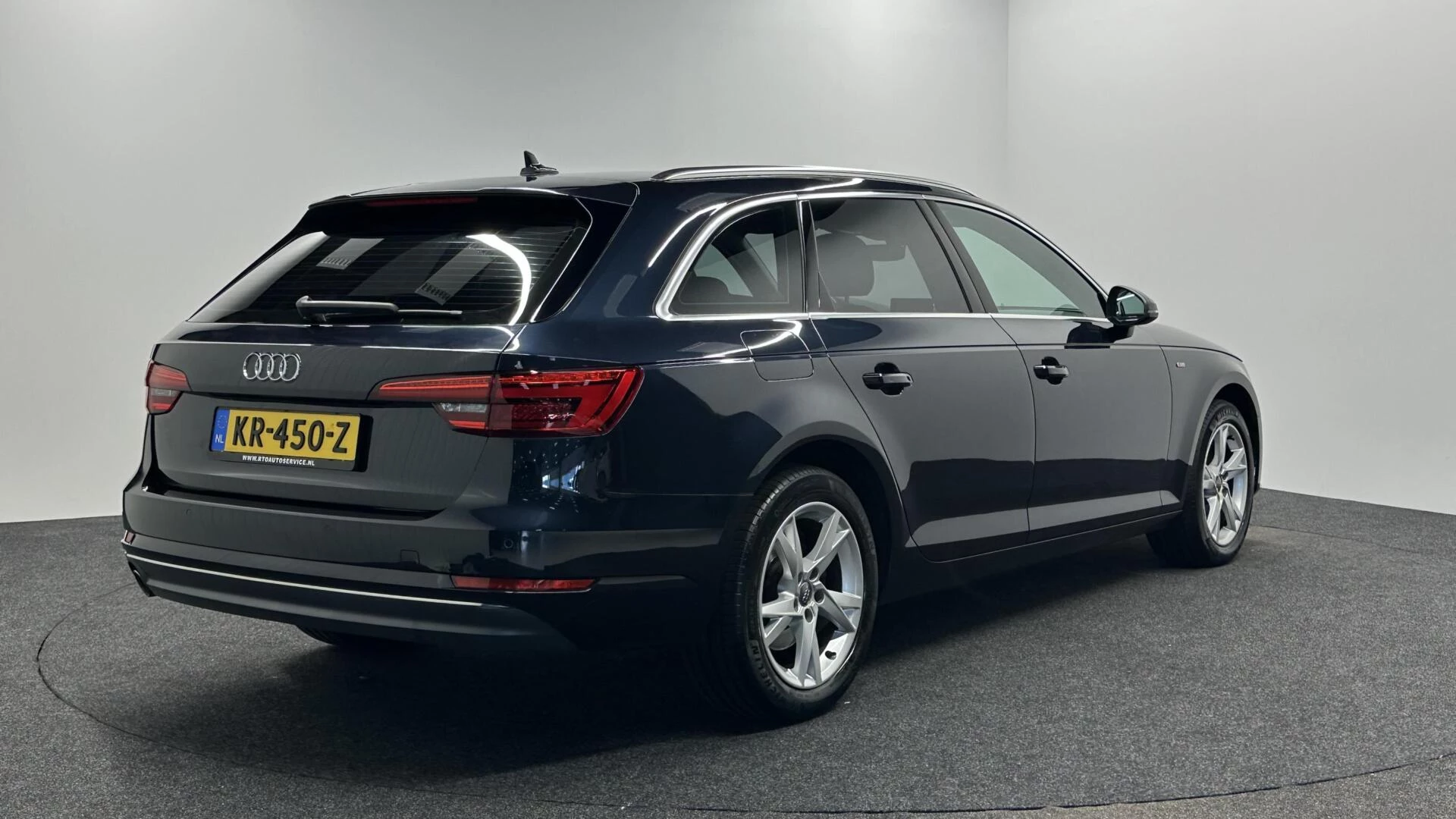 Hoofdafbeelding Audi A4