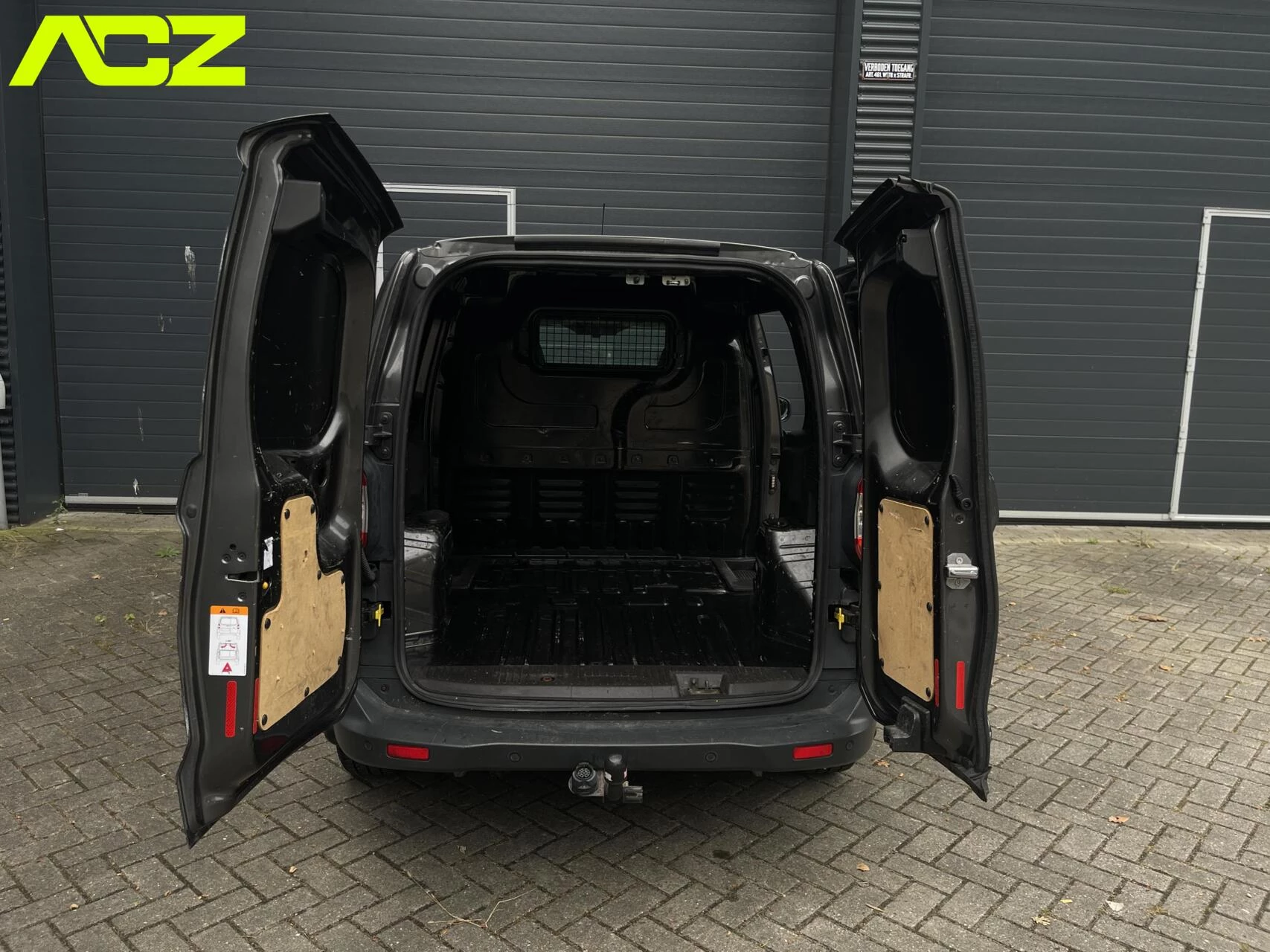 Hoofdafbeelding Ford Transit Courier