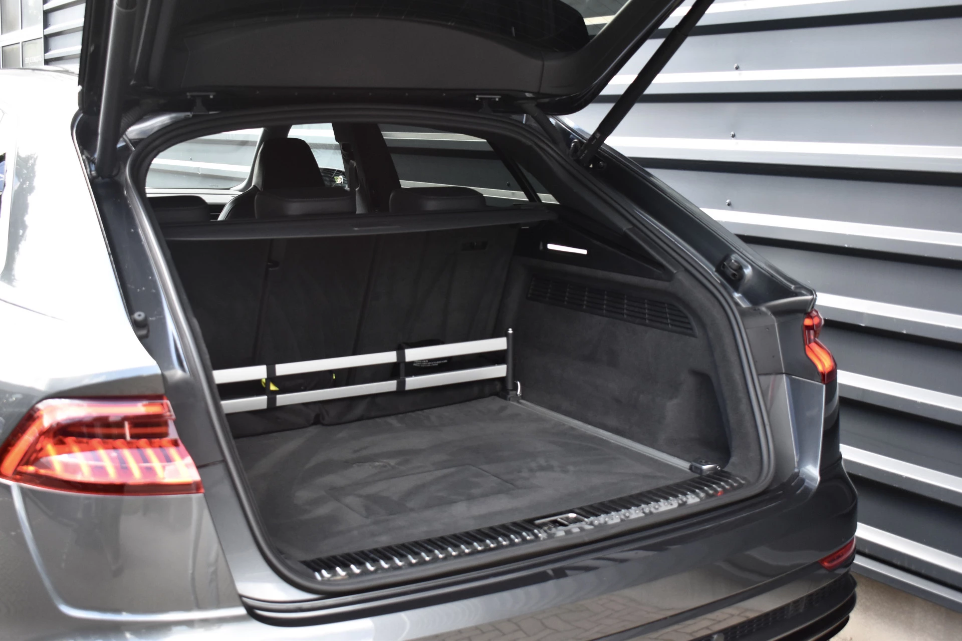 Hoofdafbeelding Audi Q8