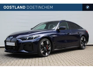 BMW i4 eDrive40 M Sport / M Sportstoelen / Achteruitrijcamera / Active Cruise Control / Comfort Access / Adaptieve LED / Stuurverwarming