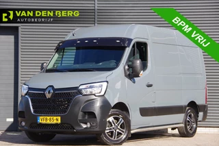 Hoofdafbeelding Renault Master Renault Master T35 2.3 dCi L1H2 135PK, CAMERA, CRUISE, ZONNEKLEP LED, AIRCO, CARPLAY, PARKEERSENSOREN