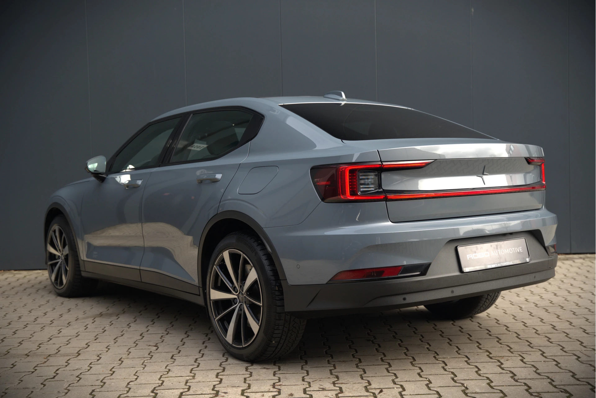 Hoofdafbeelding Polestar 2