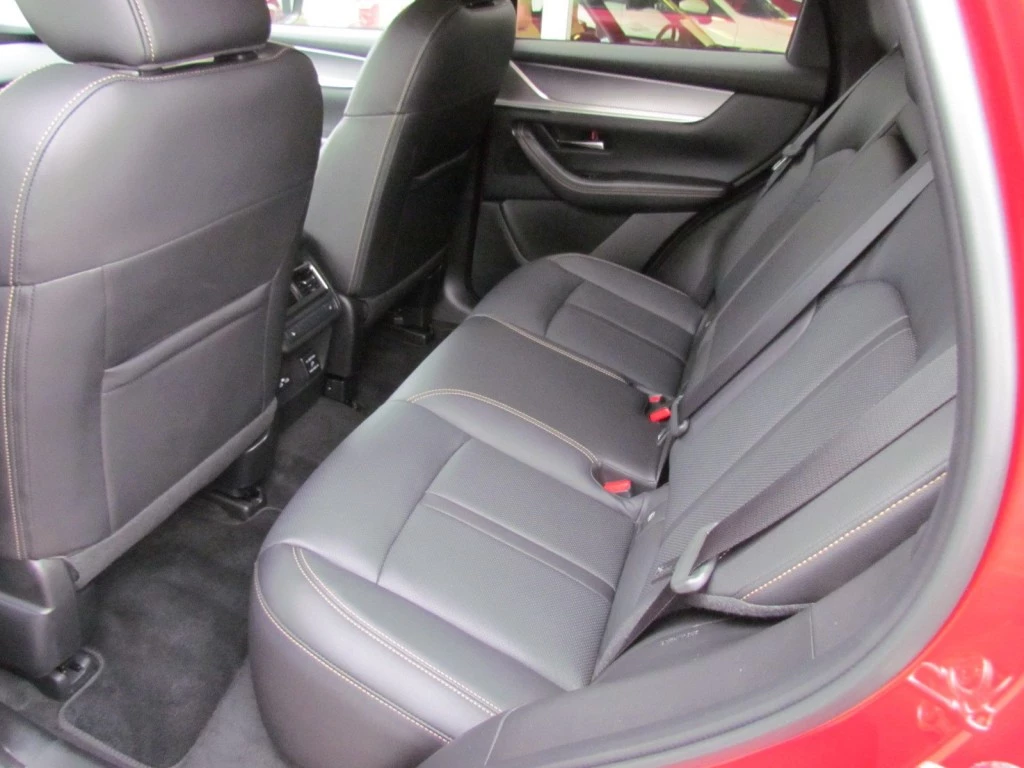 Hoofdafbeelding Mazda CX-60