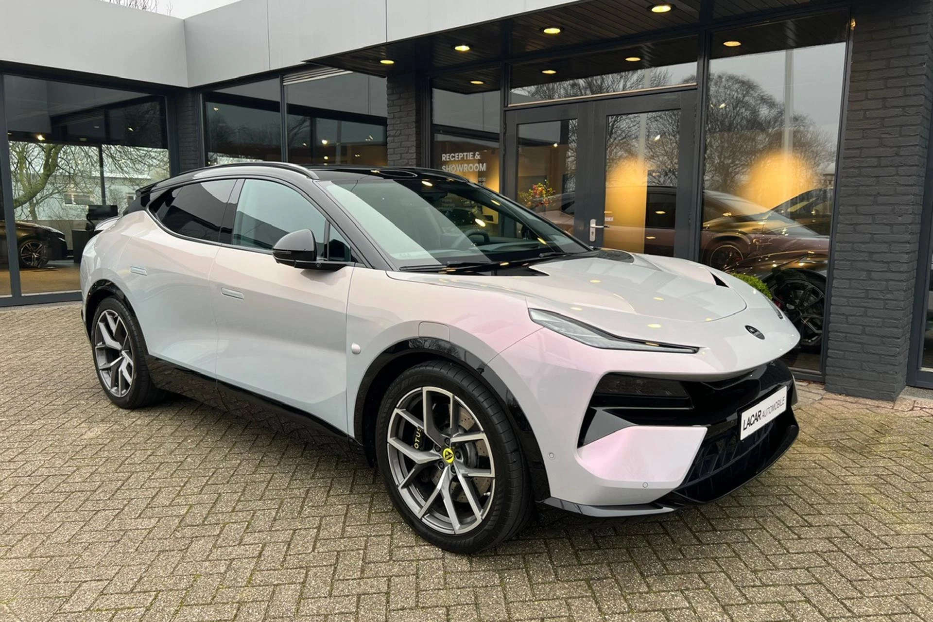 Hoofdafbeelding Lotus Eletre
