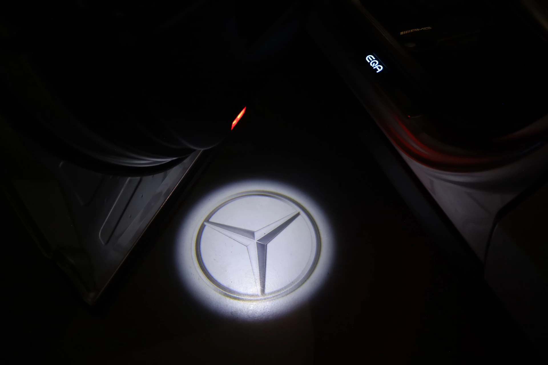 Hoofdafbeelding Mercedes-Benz EQA