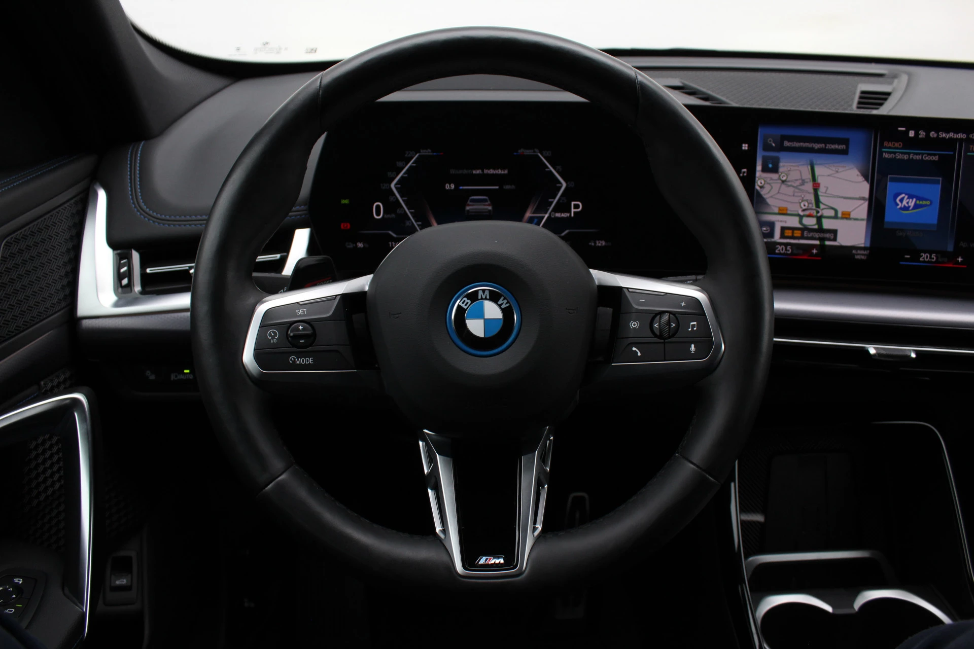 Hoofdafbeelding BMW iX1