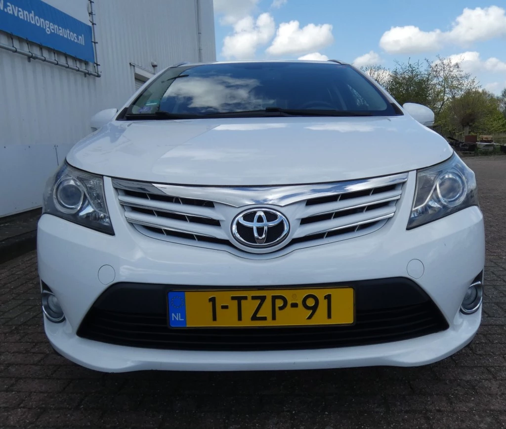 Hoofdafbeelding Toyota Avensis
