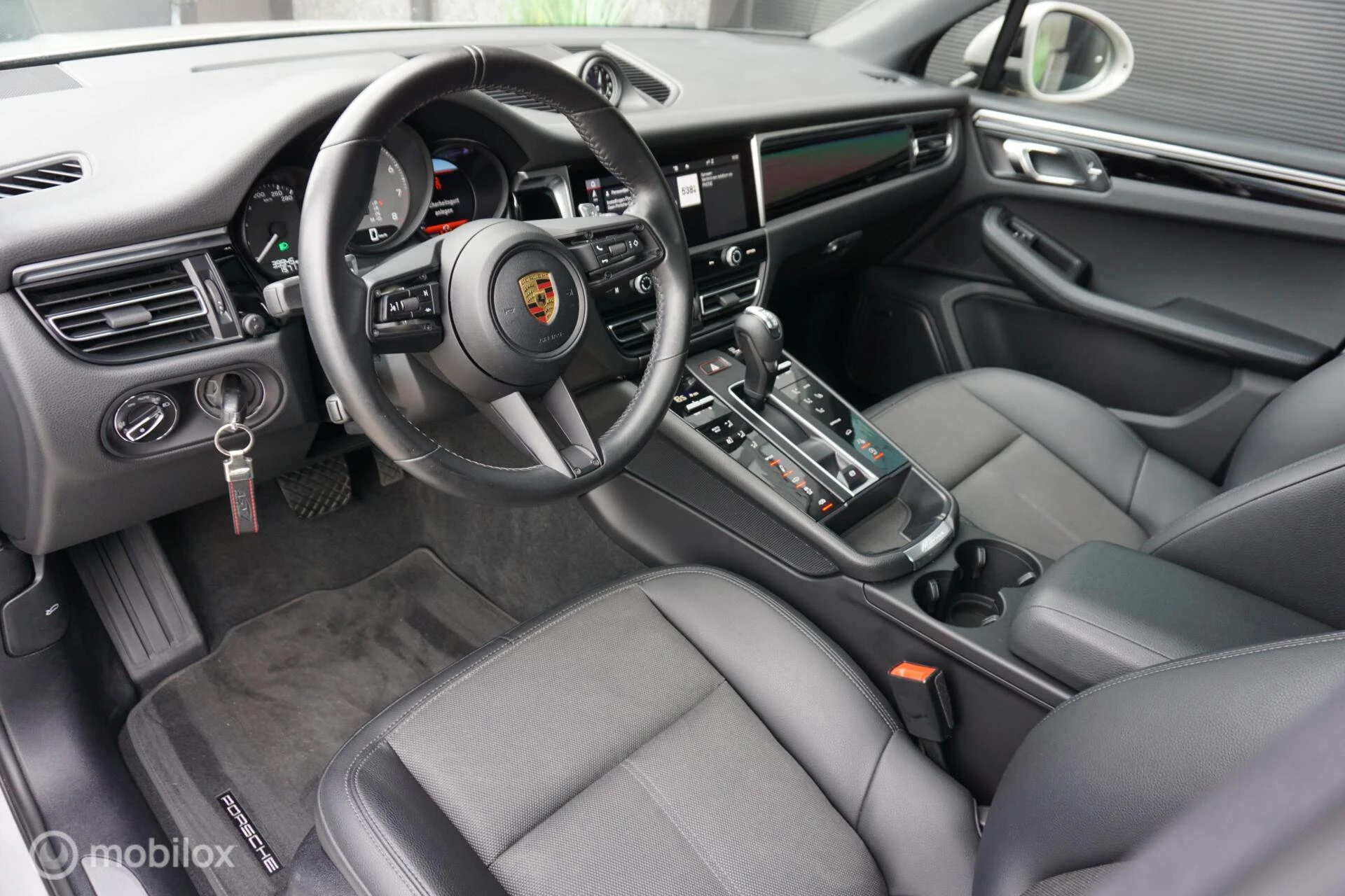 Hoofdafbeelding Porsche Macan
