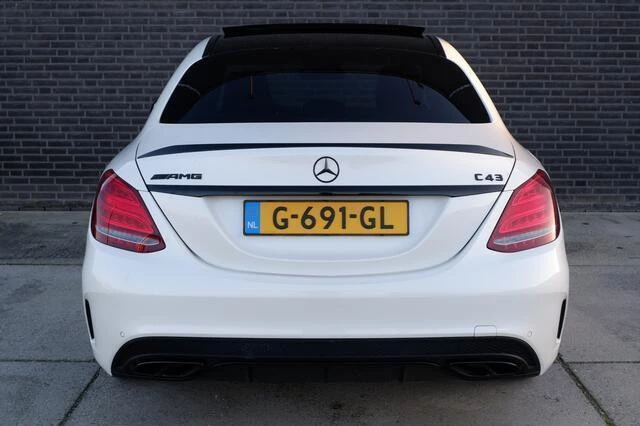 Hoofdafbeelding Mercedes-Benz C-Klasse