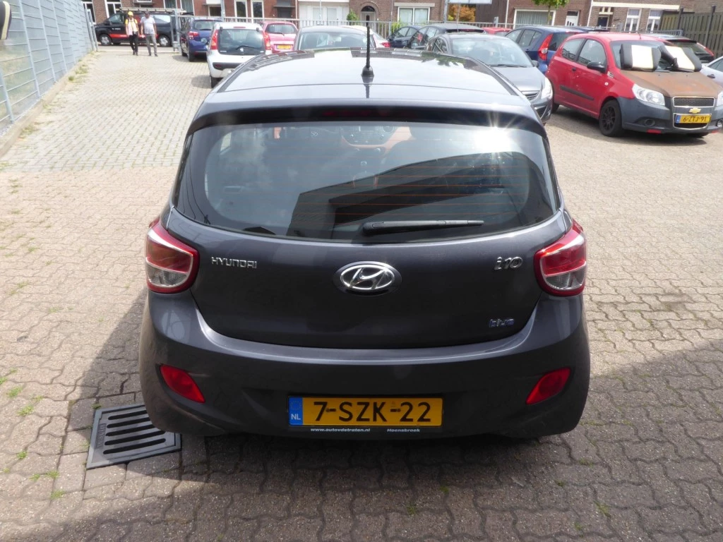 Hoofdafbeelding Hyundai i10