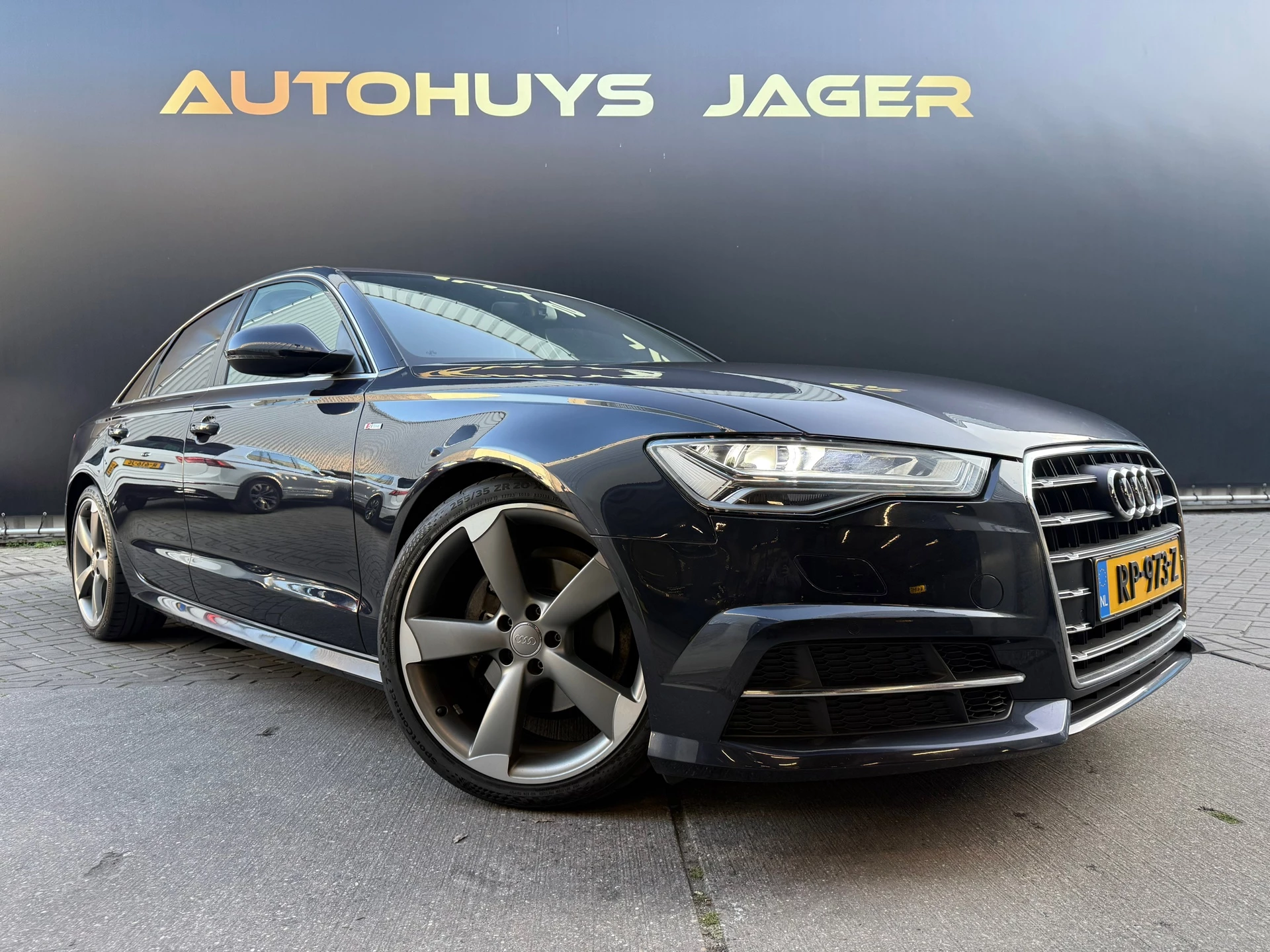 Hoofdafbeelding Audi A6