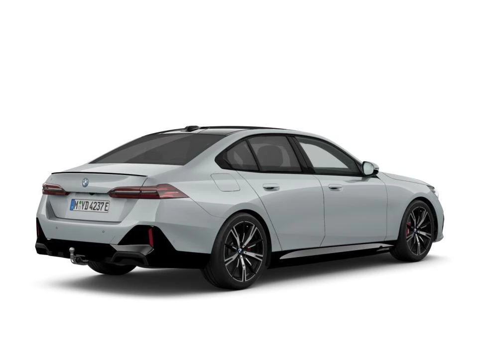 Hoofdafbeelding BMW i5