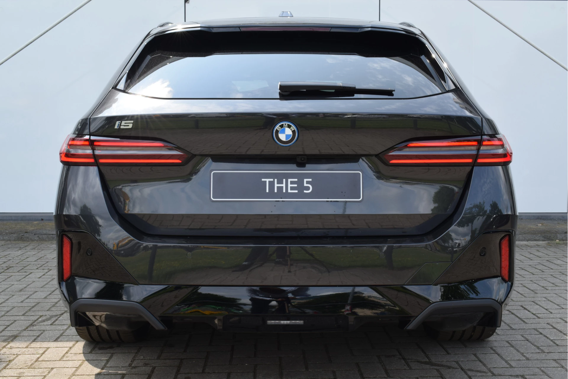 Hoofdafbeelding BMW i5