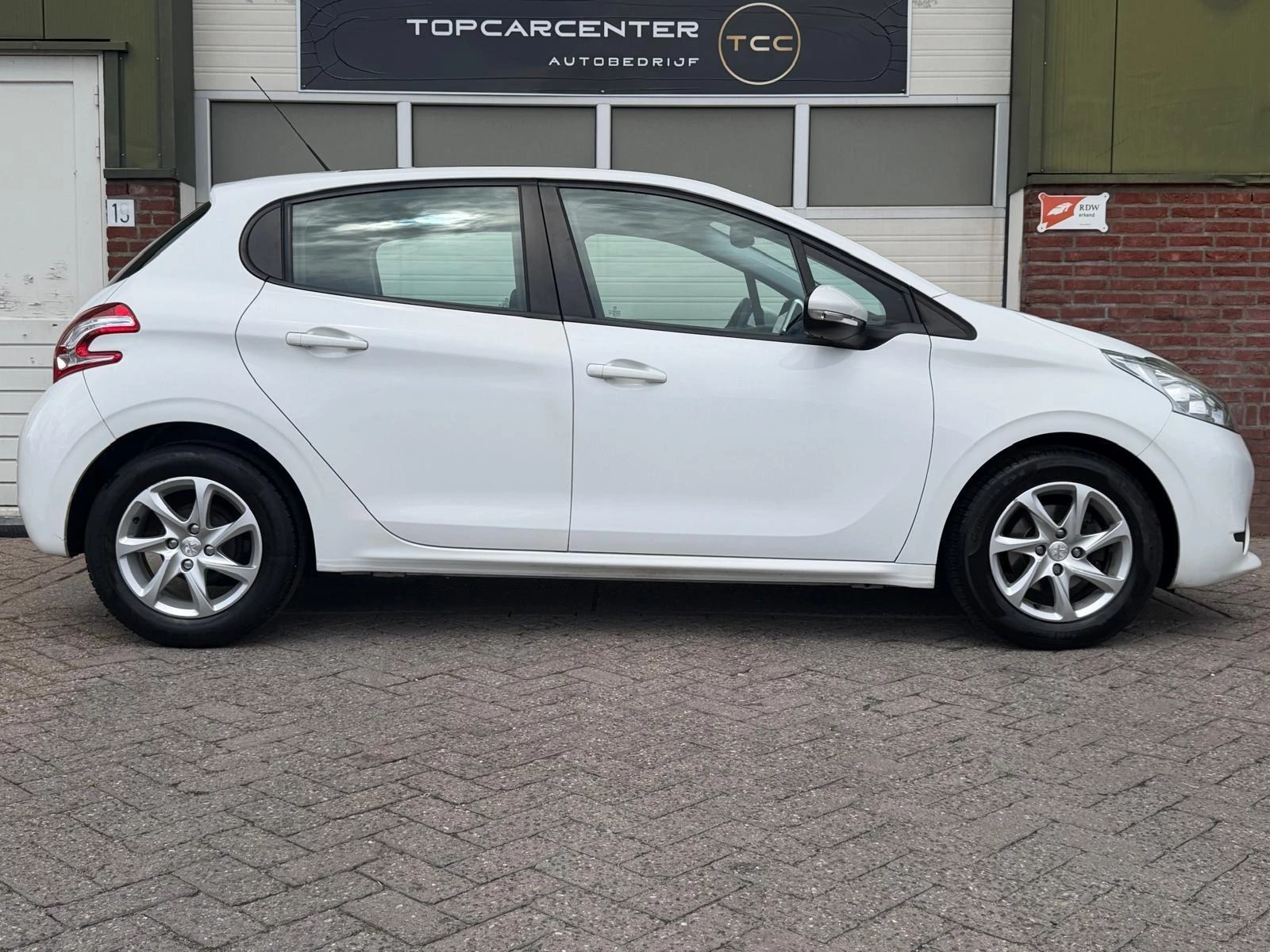 Hoofdafbeelding Peugeot 208