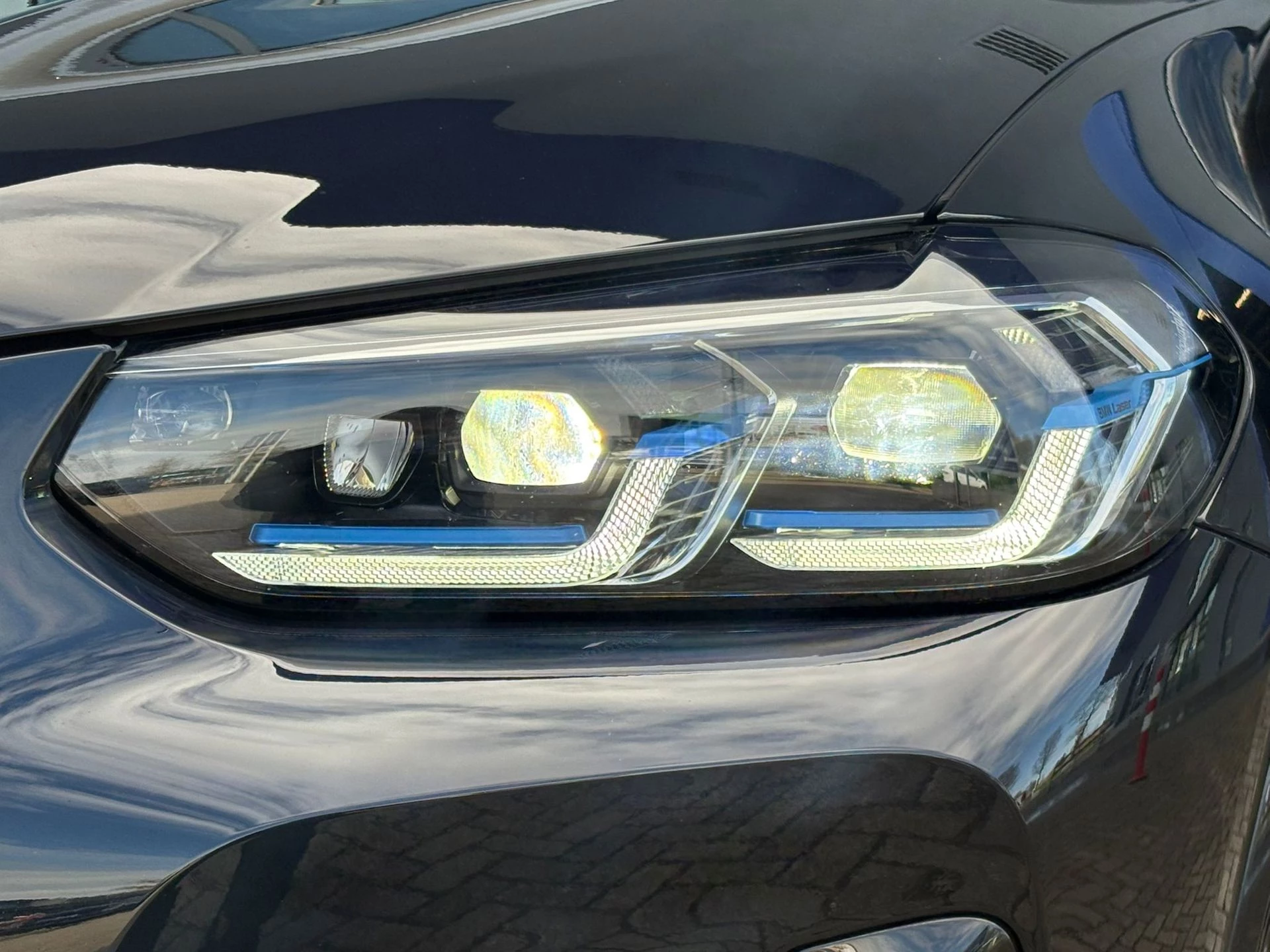 Hoofdafbeelding BMW iX3