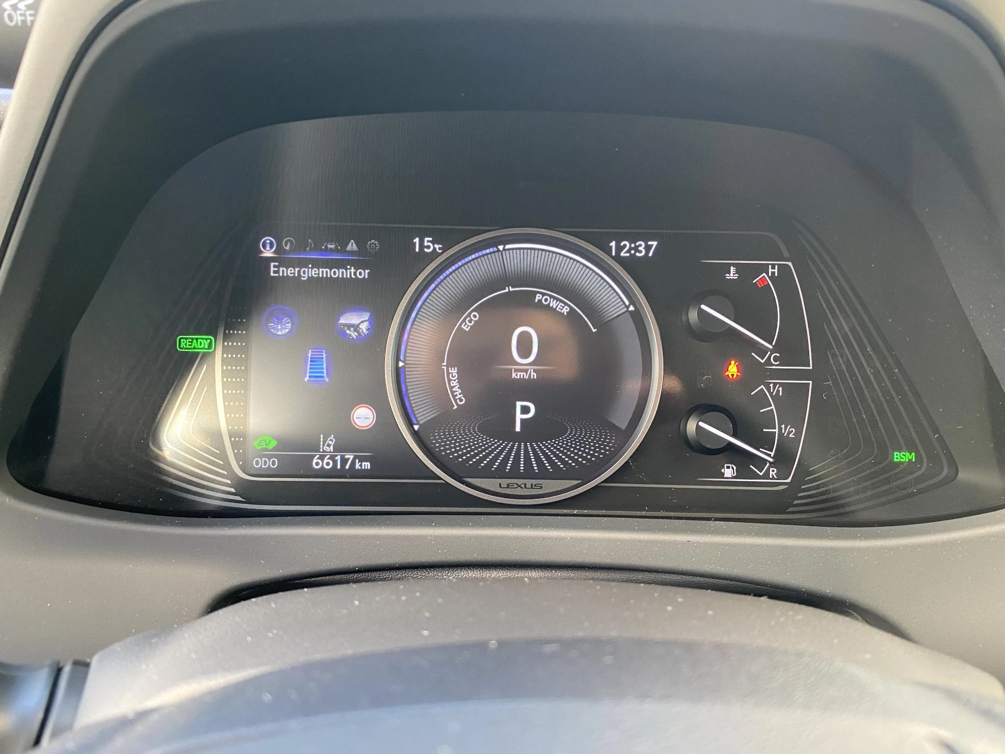 Hoofdafbeelding Lexus UX