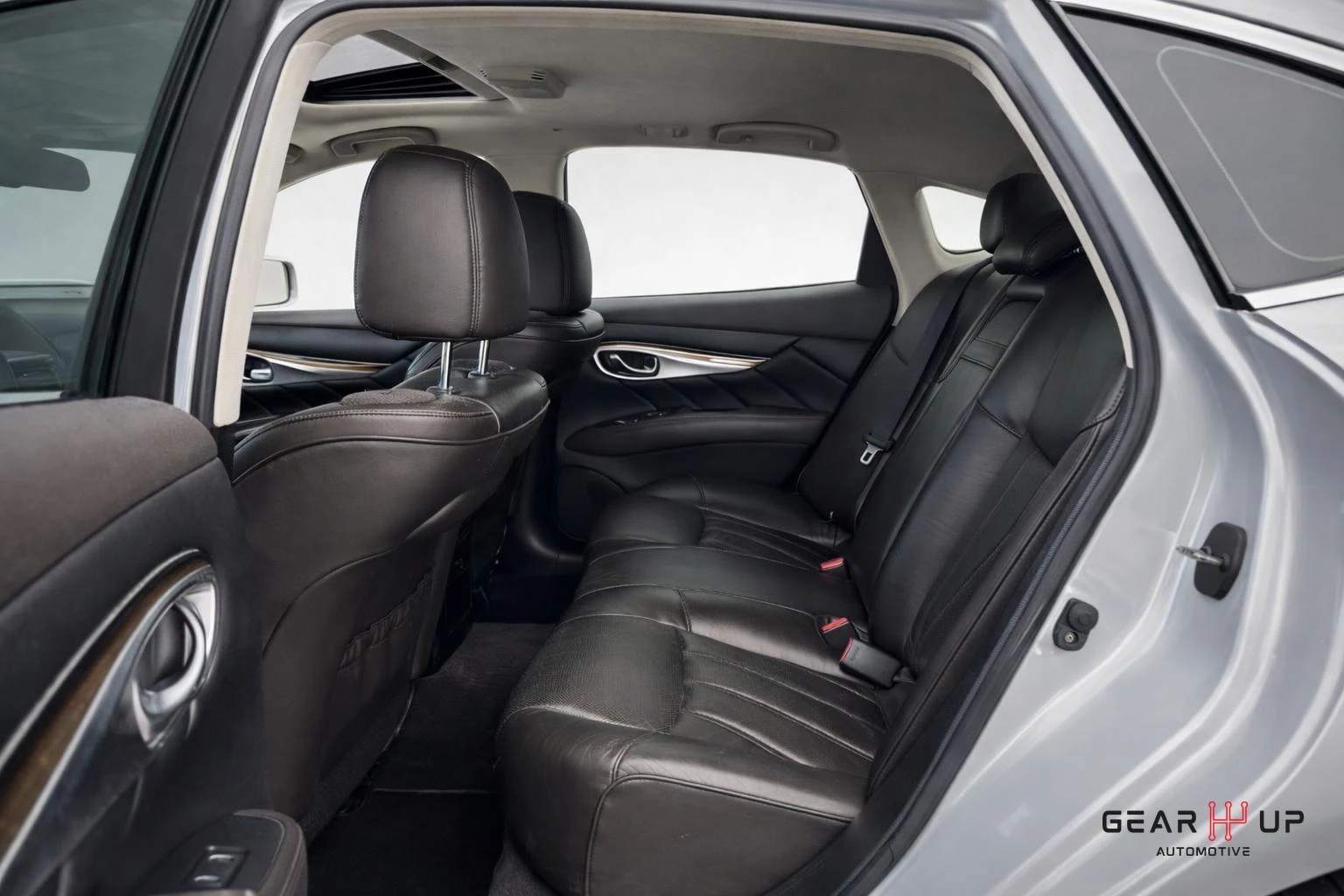 Hoofdafbeelding Infiniti M