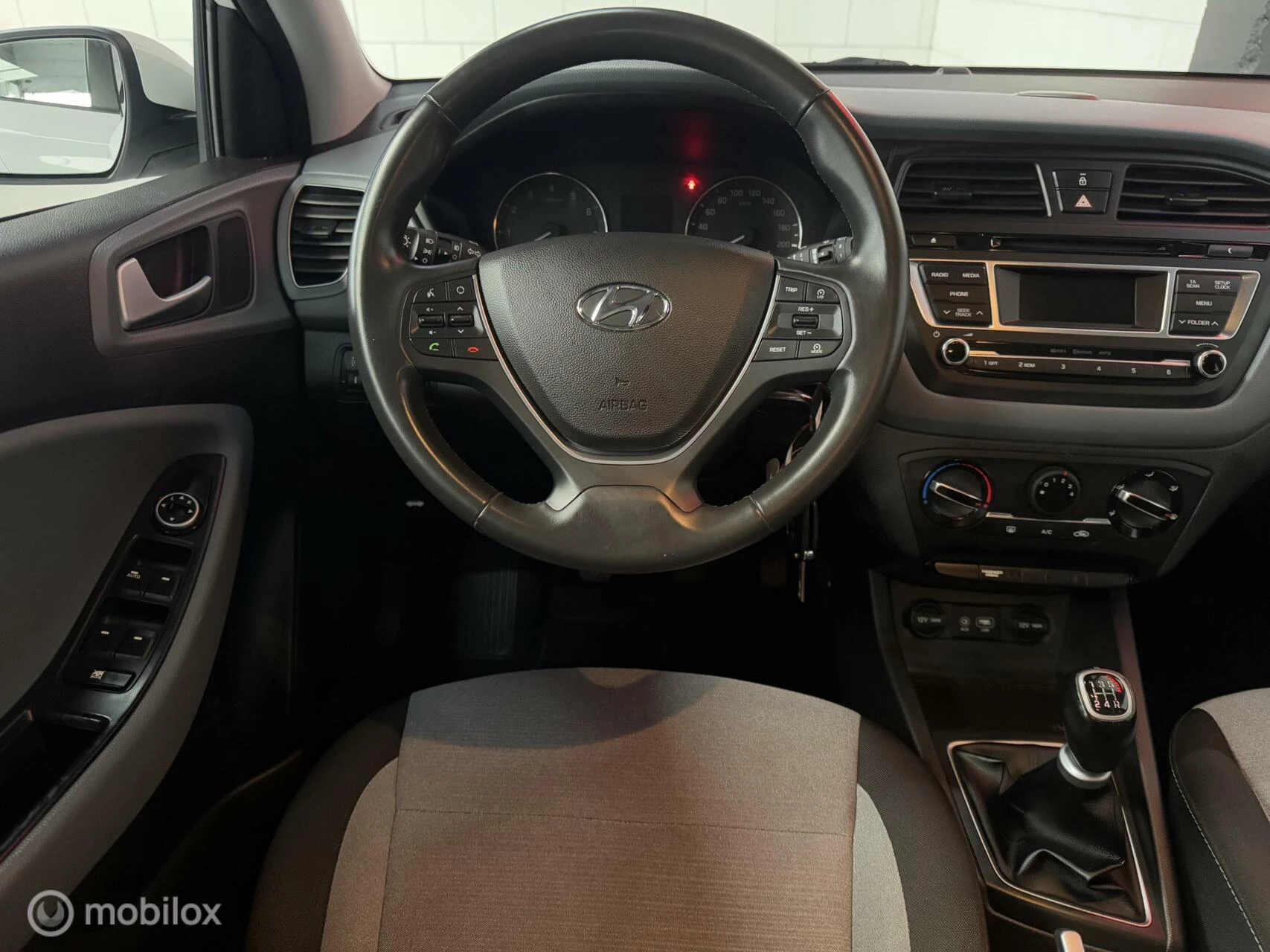 Hoofdafbeelding Hyundai i20