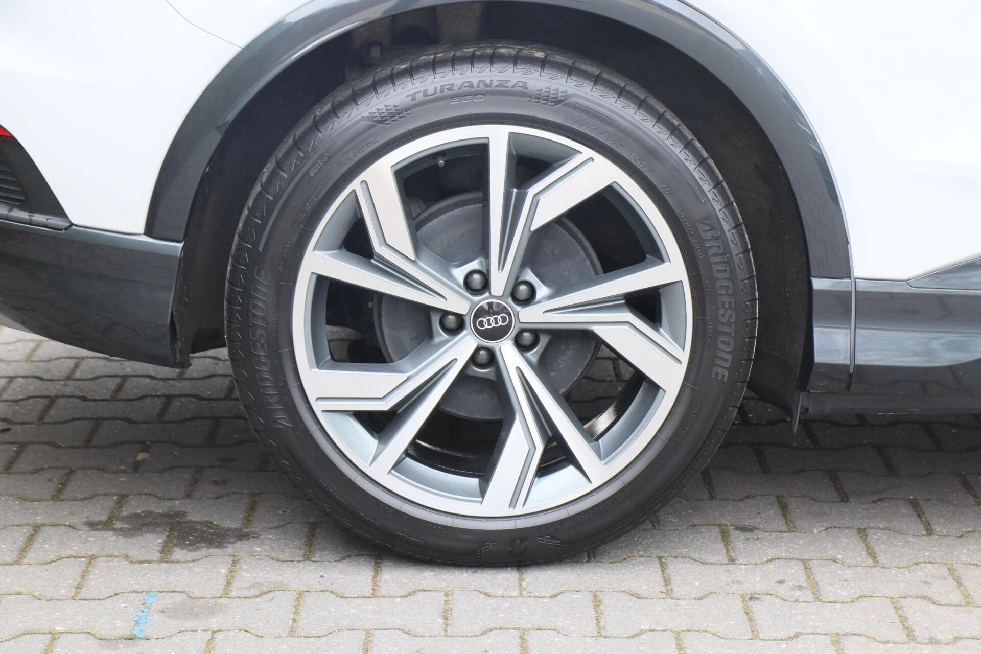 Hoofdafbeelding Audi Q4 Sportback e-tro