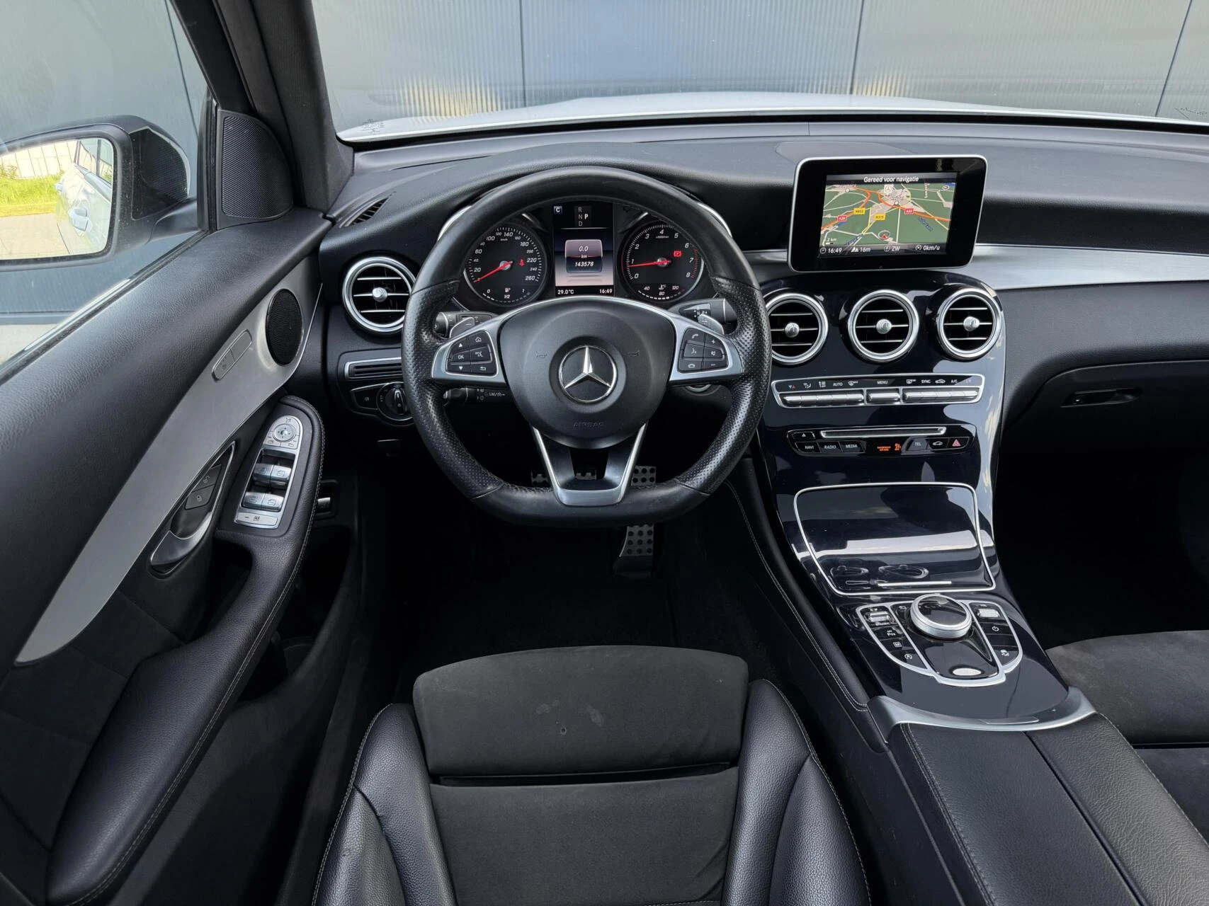 Hoofdafbeelding Mercedes-Benz GLC