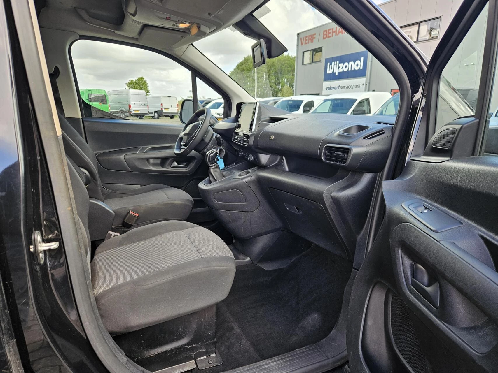 Hoofdafbeelding Peugeot Partner
