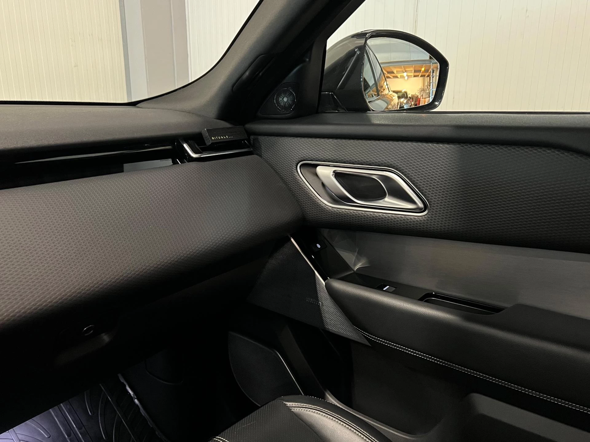 Hoofdafbeelding Land Rover Range Rover Velar