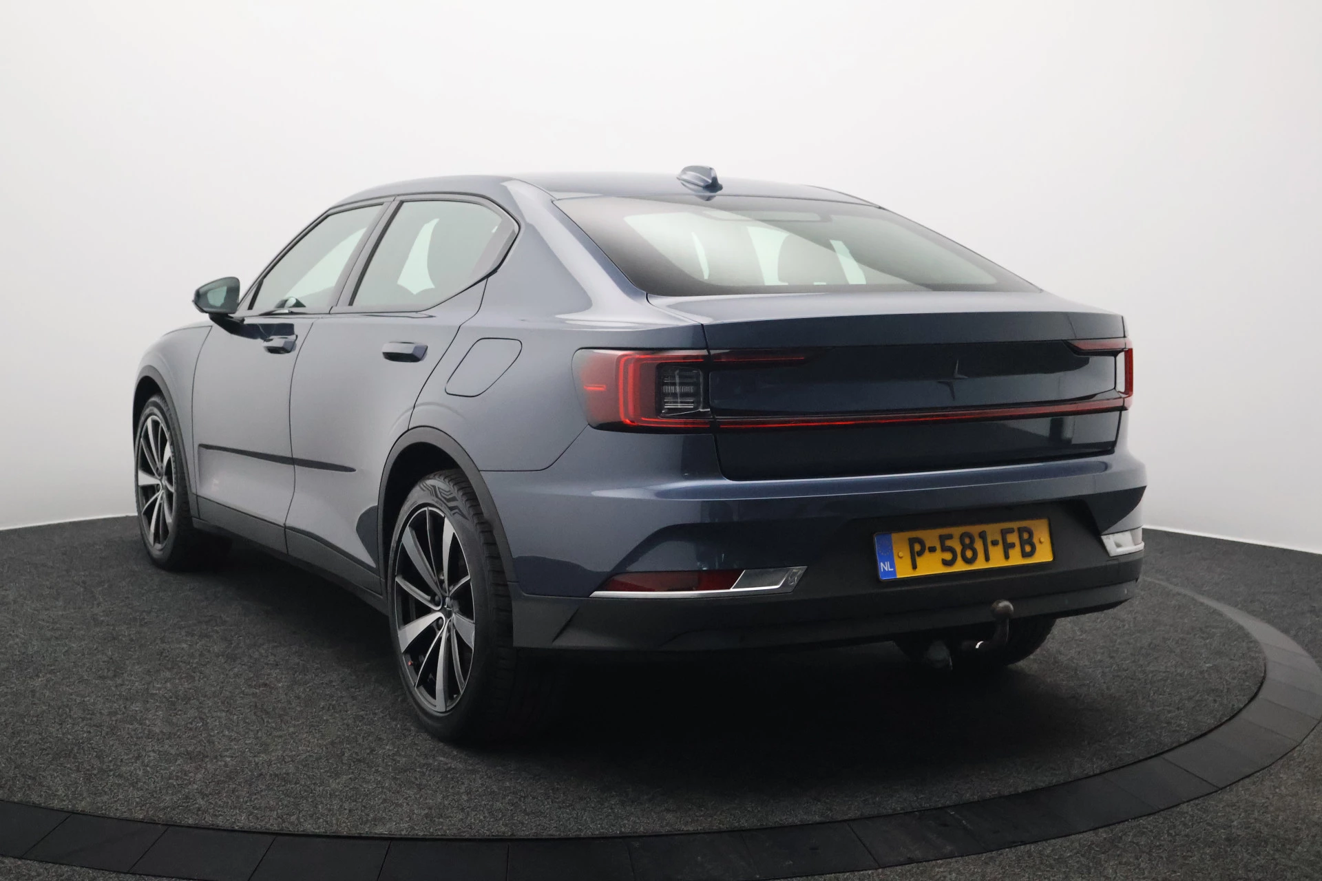 Hoofdafbeelding Polestar 2