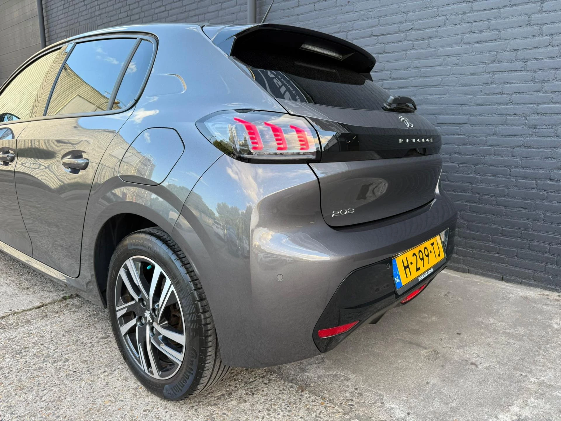 Hoofdafbeelding Peugeot 208