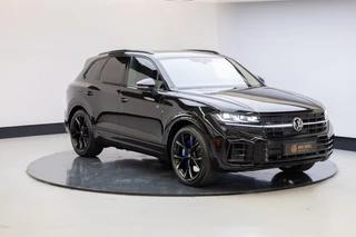 Hoofdafbeelding Volkswagen Touareg Volkswagen Touareg 3.0 TSi eHybrid 4MOTION R Edition