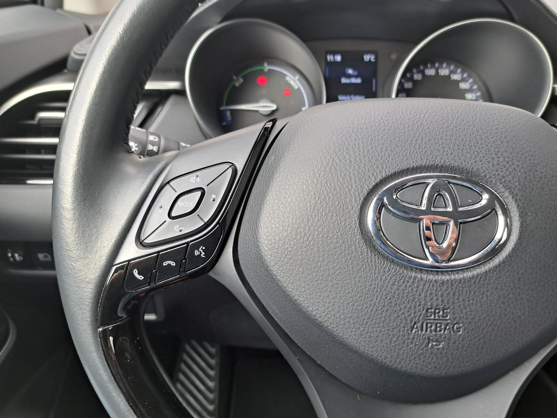 Hoofdafbeelding Toyota C-HR