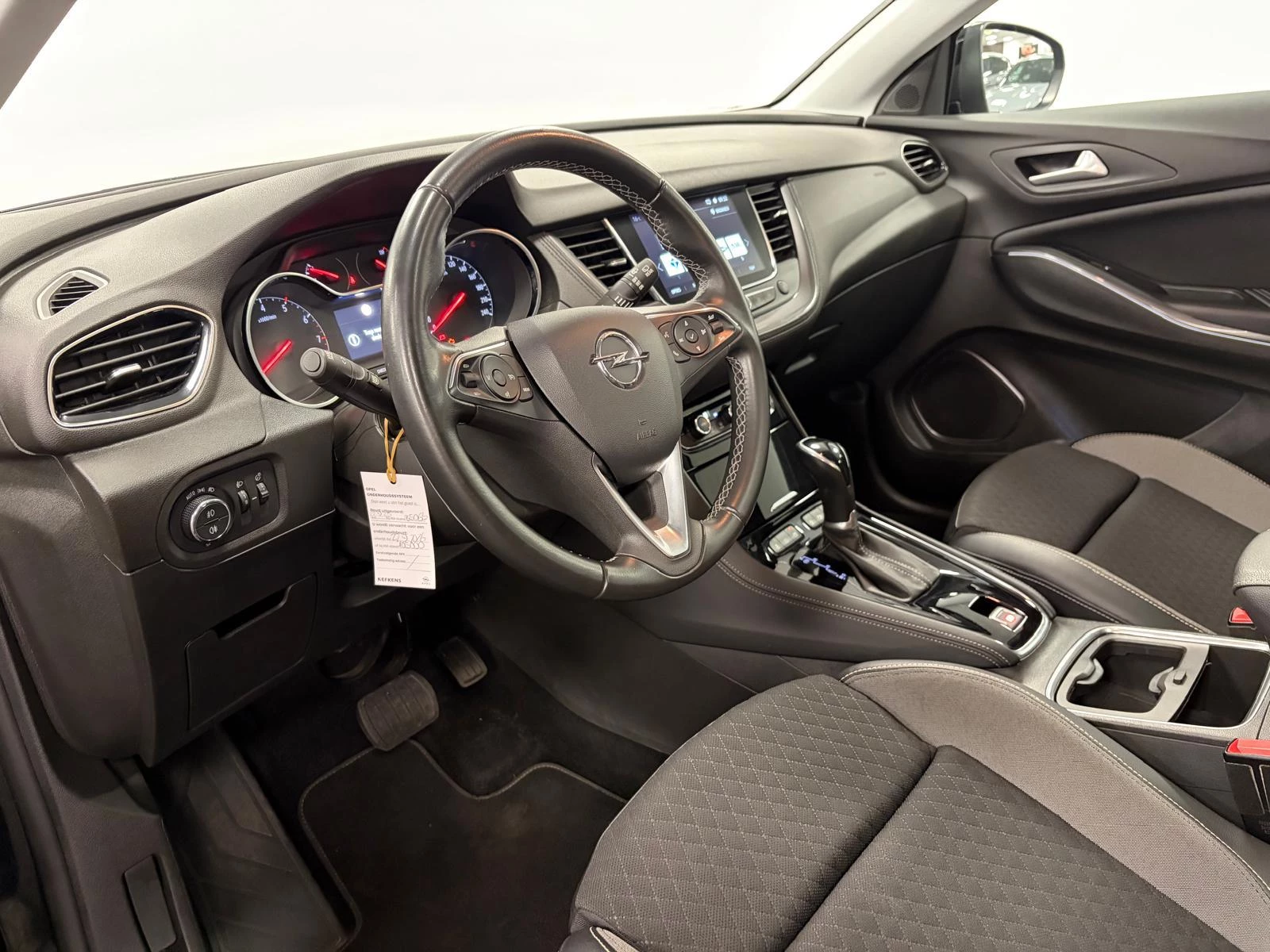 Hoofdafbeelding Opel Grandland X