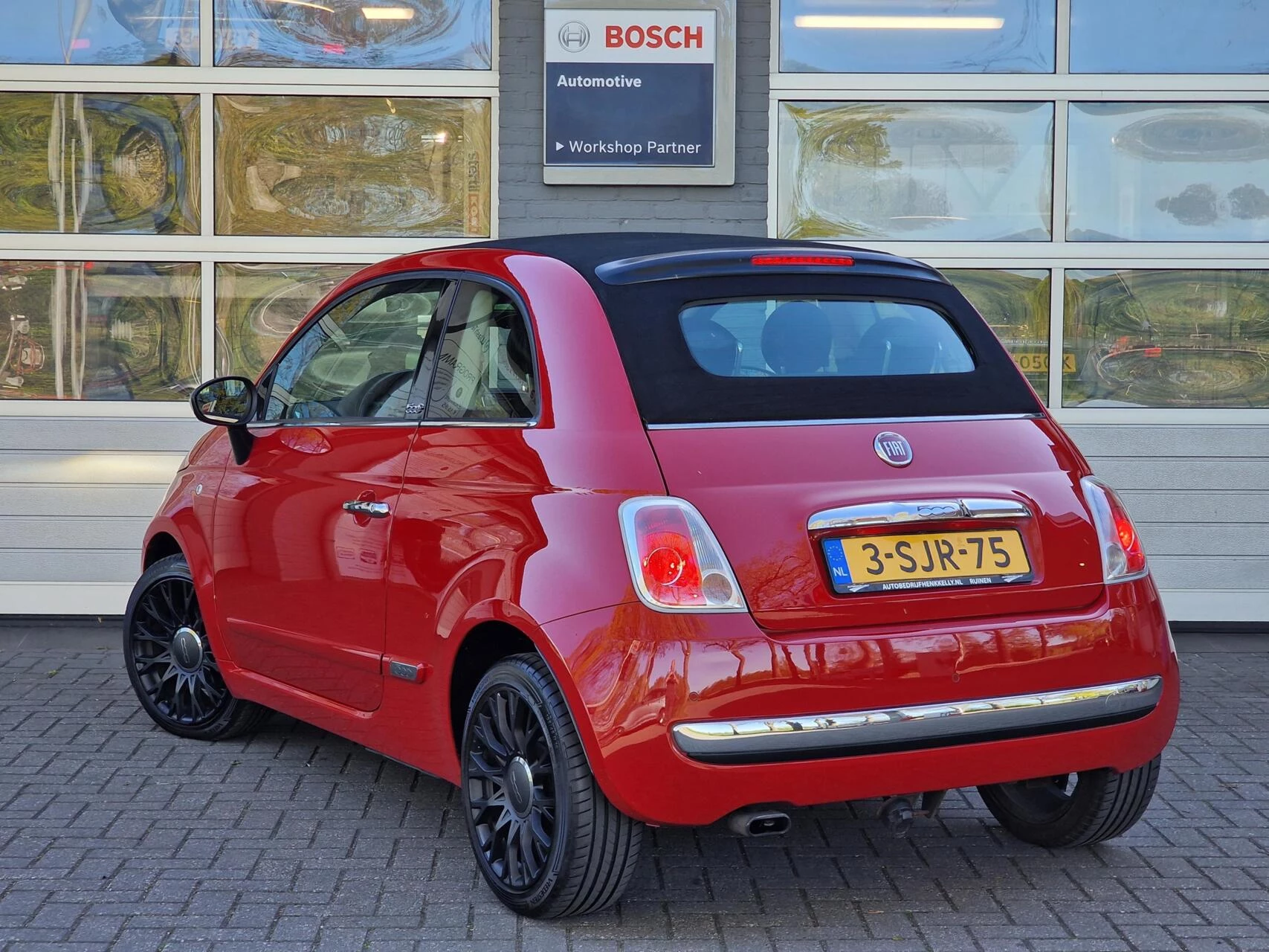 Hoofdafbeelding Fiat 500C