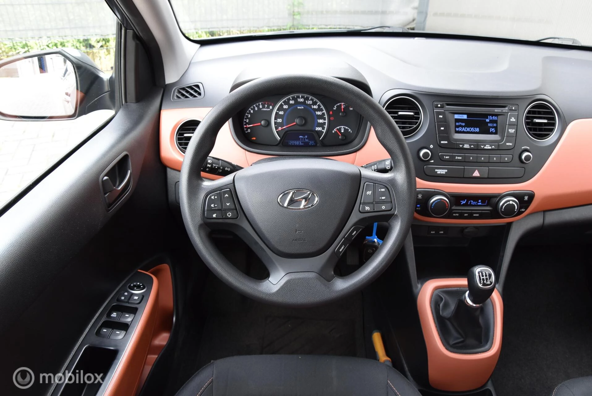 Hoofdafbeelding Hyundai i10
