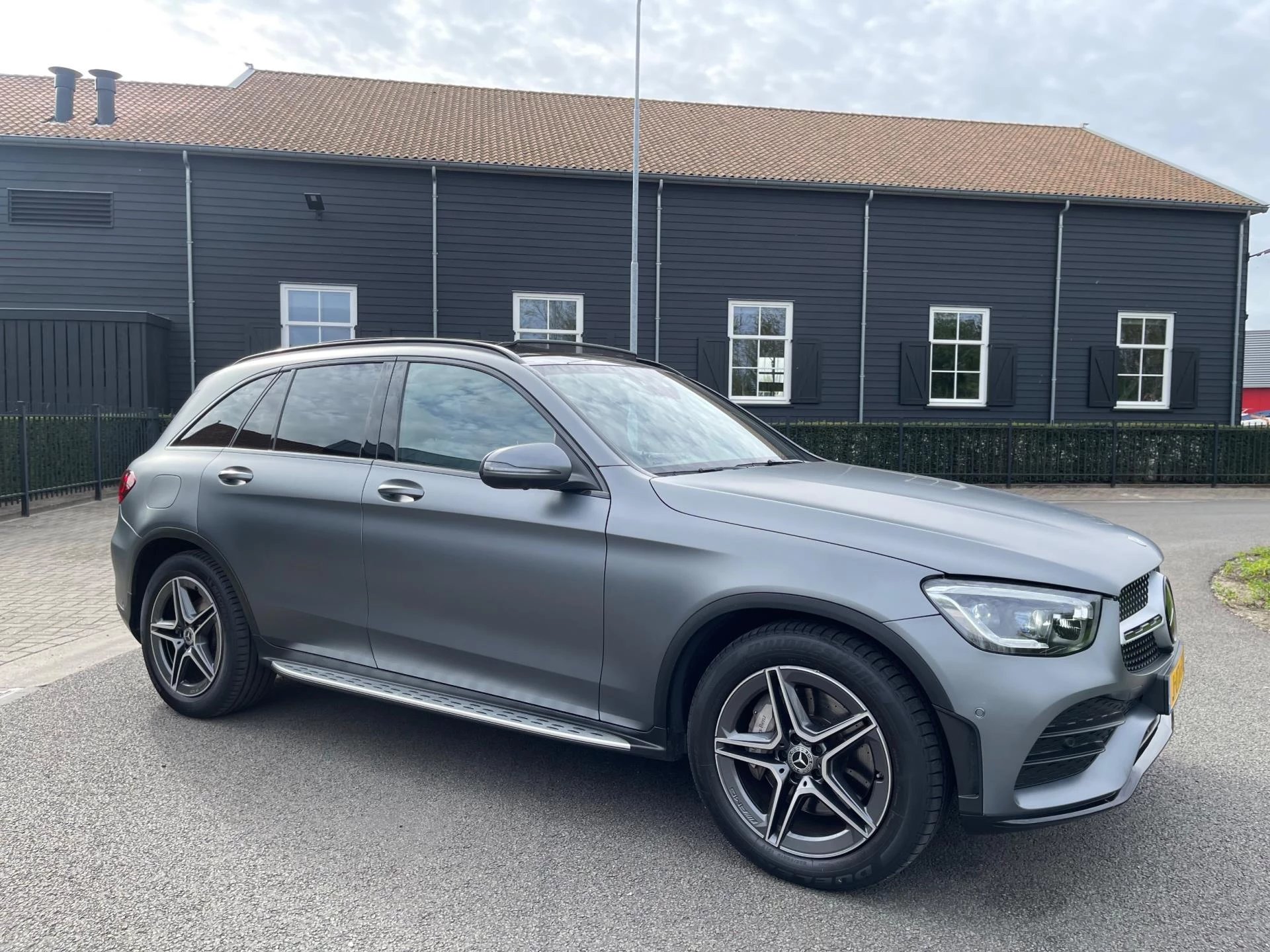 Hoofdafbeelding Mercedes-Benz GLC